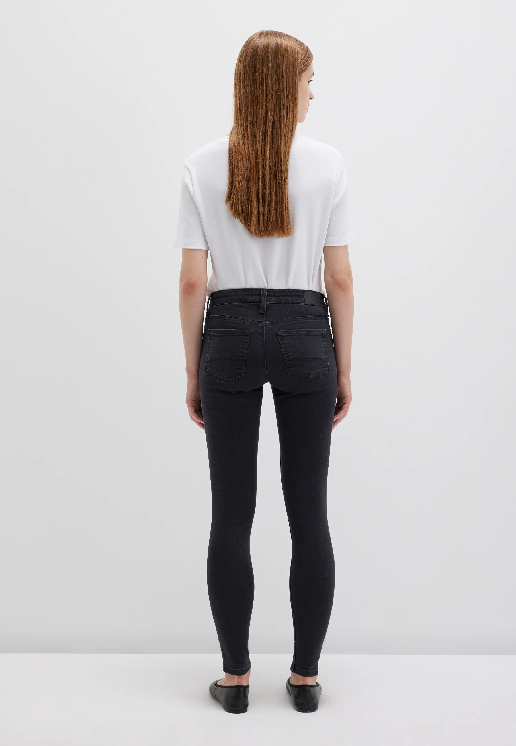 ADRIANA | Mid-Rise, Super Skinny - Image 5