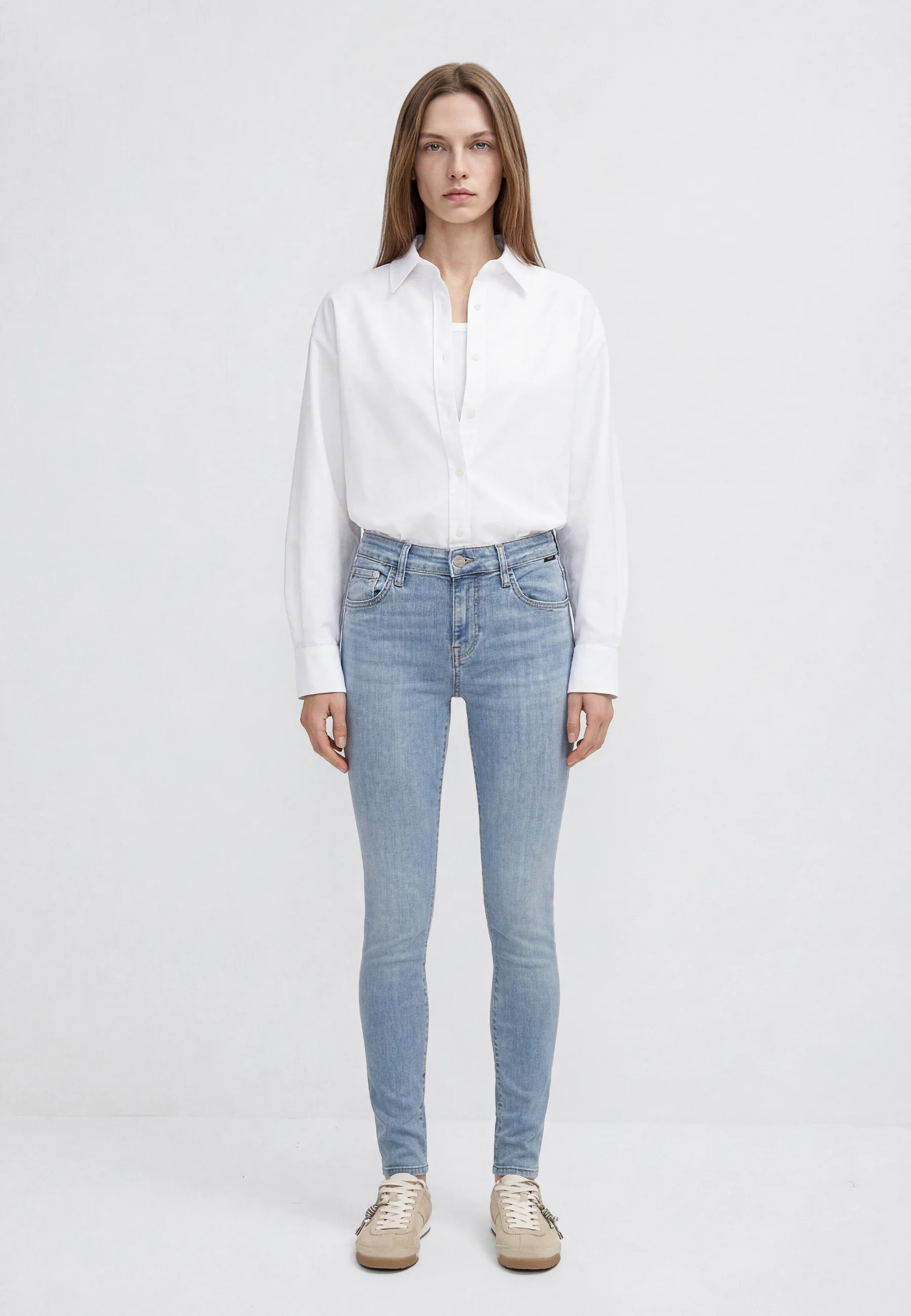 ADRIANA | Mid-Rise, Super Skinny - Image 4