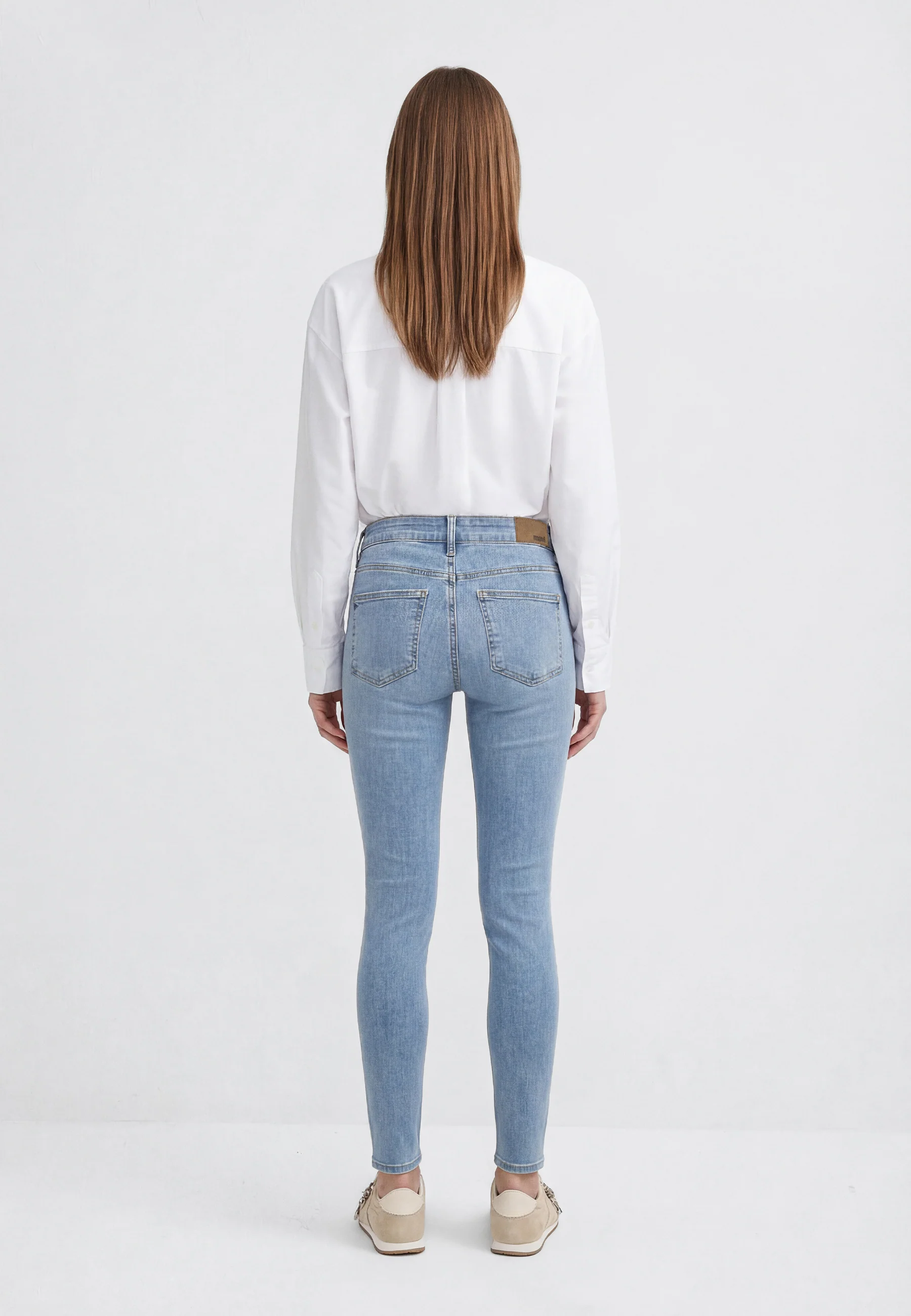 ADRIANA | Mid-Rise, Super Skinny - Image 5