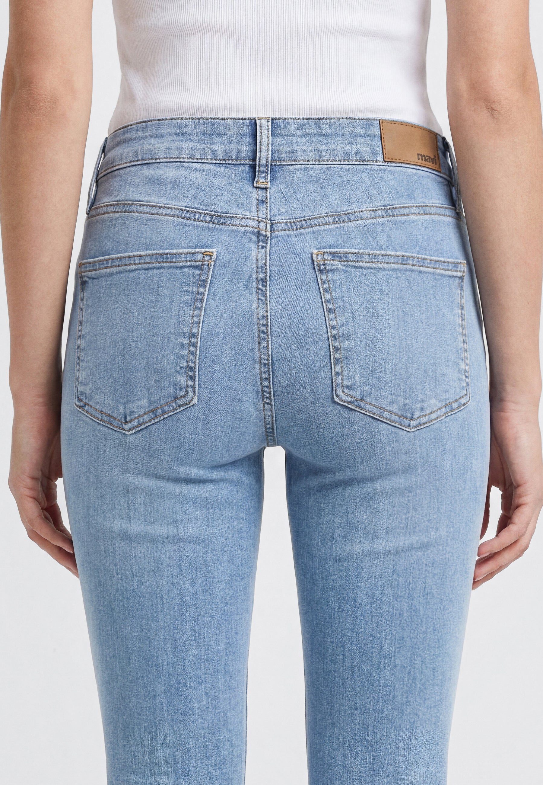 ADRIANA | Mid-Rise, Super Skinny - Image 7