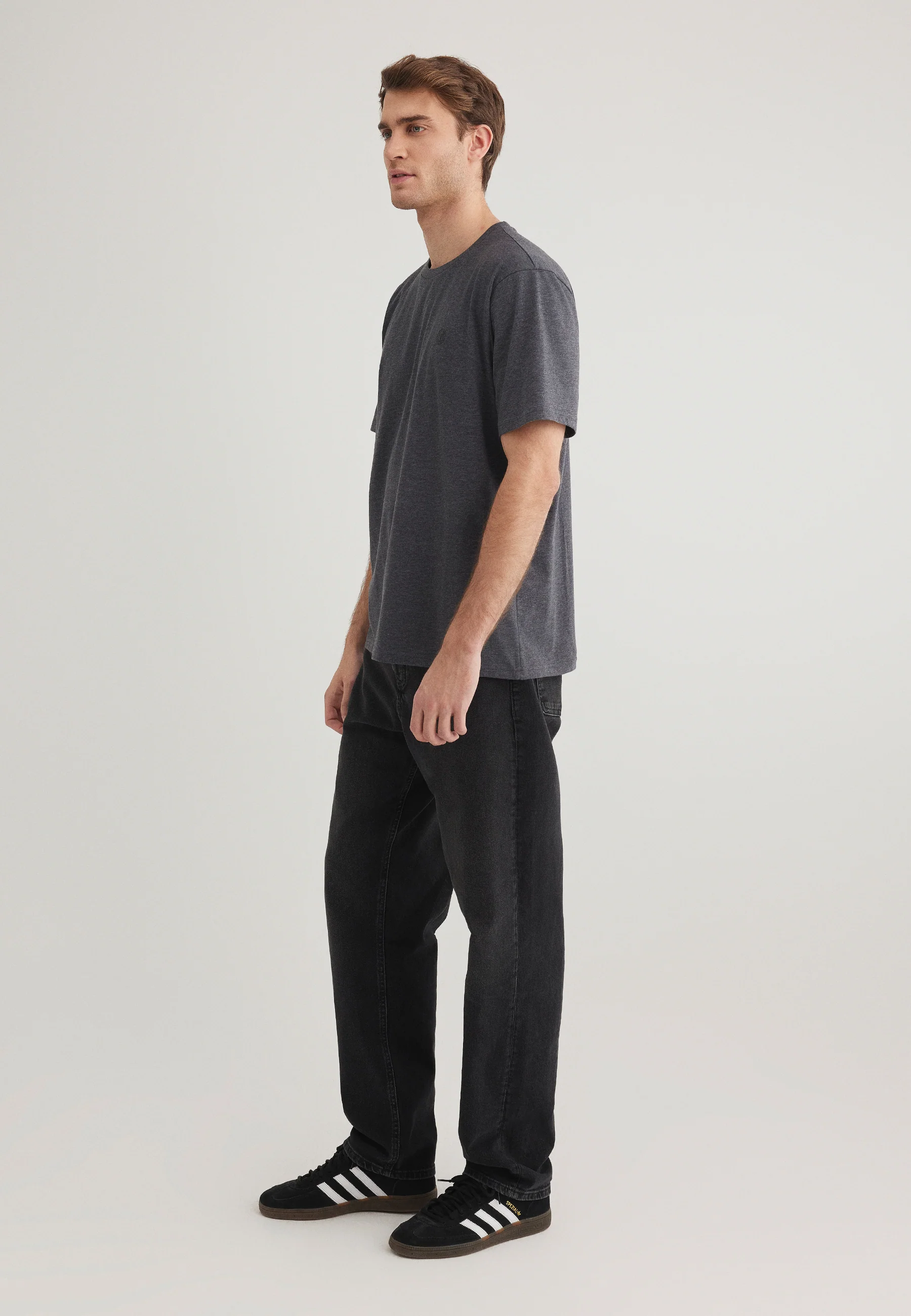 T-SHIRT | Basic T-Shirt - Image 5