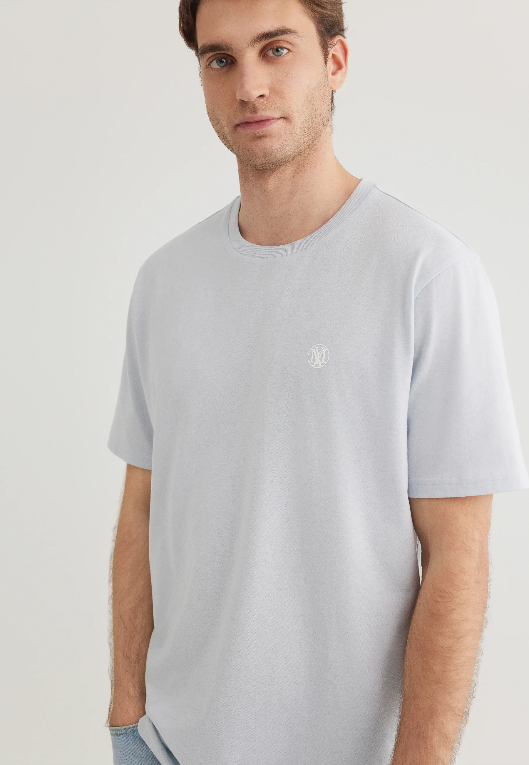 T-SHIRT | Basic T-Shirt - Image 3