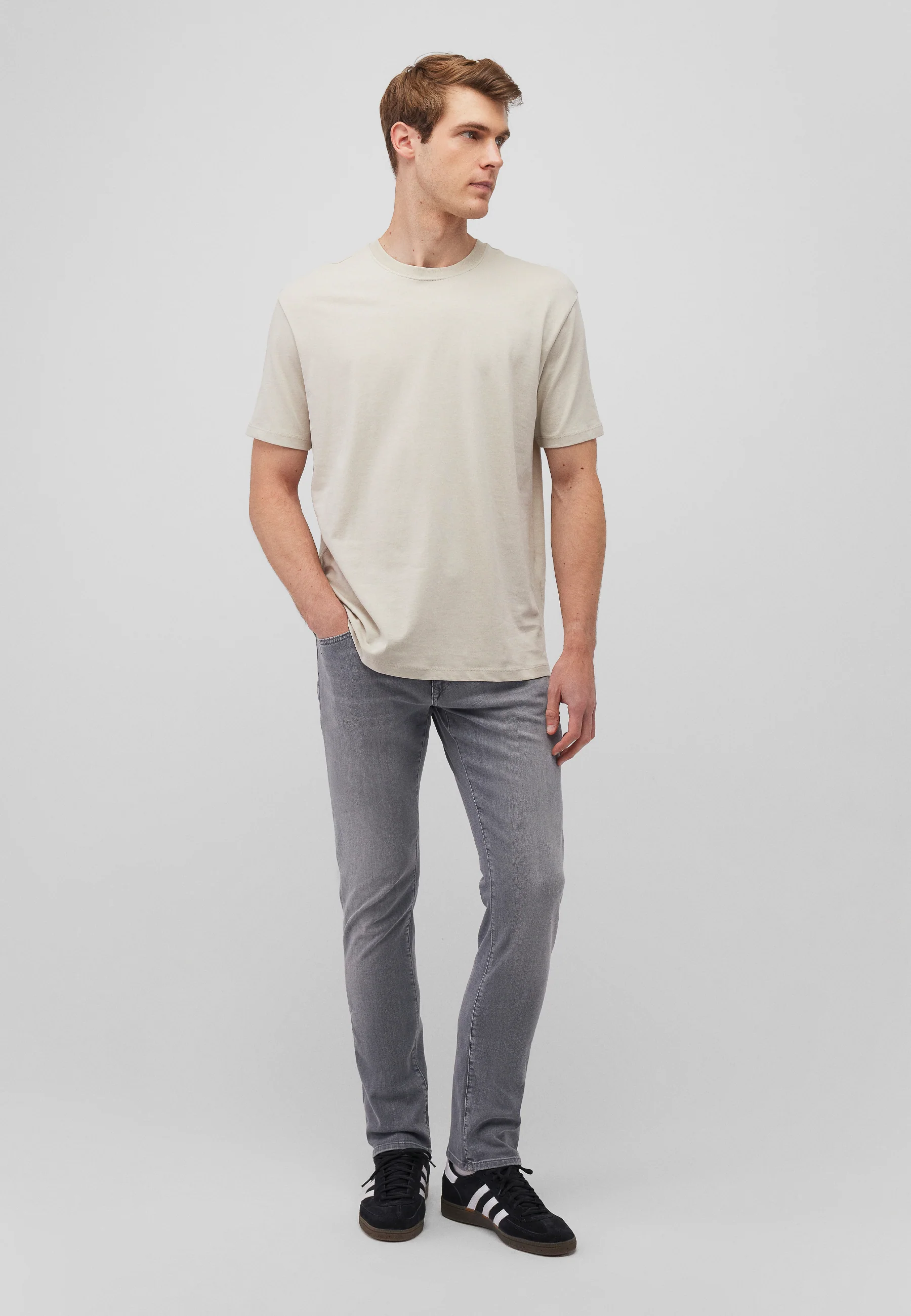T-SHIRT | Basic T-Shirt - Image 4