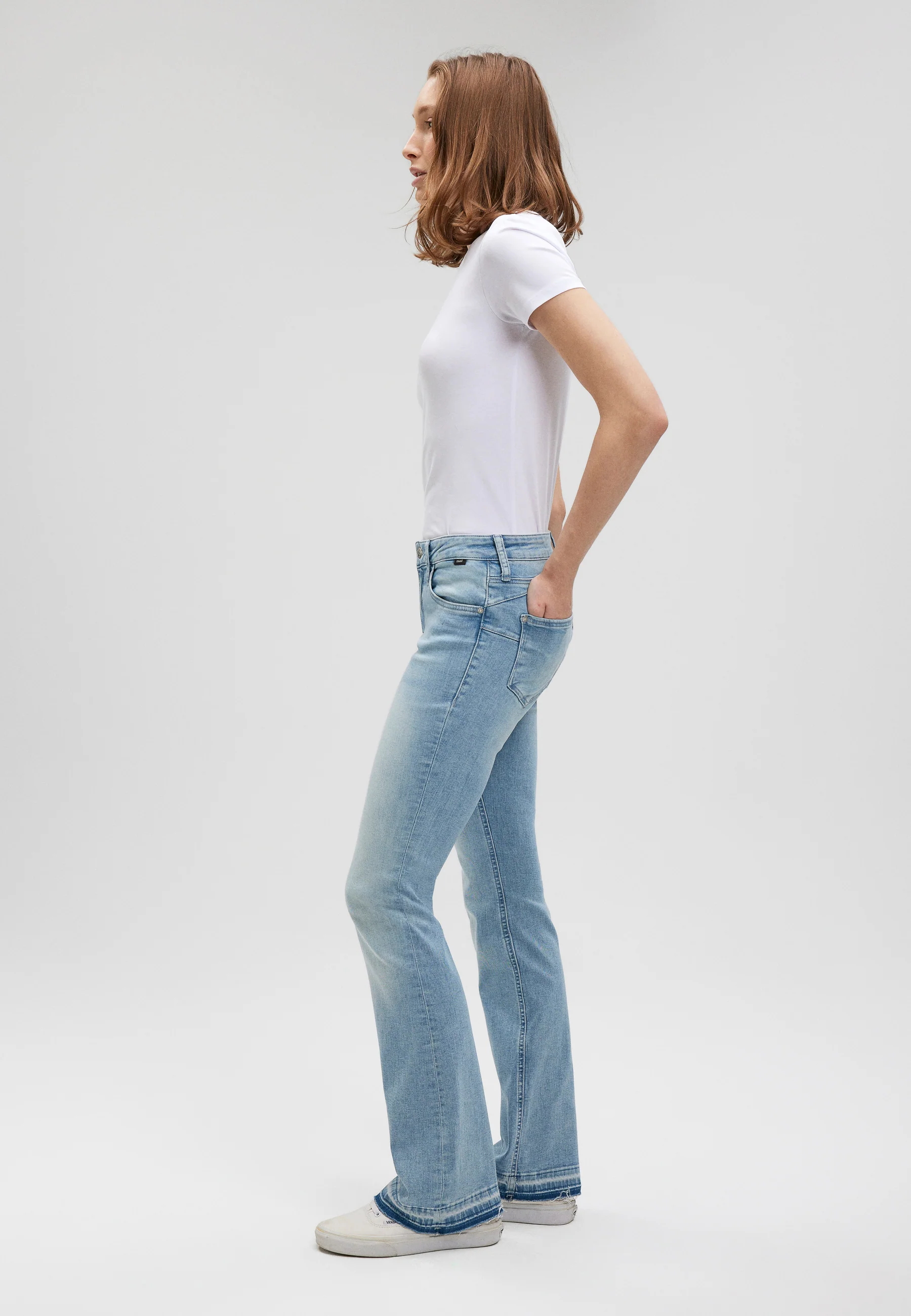 BELLA MID-RISE | Flare, Boot Cut - Image 3