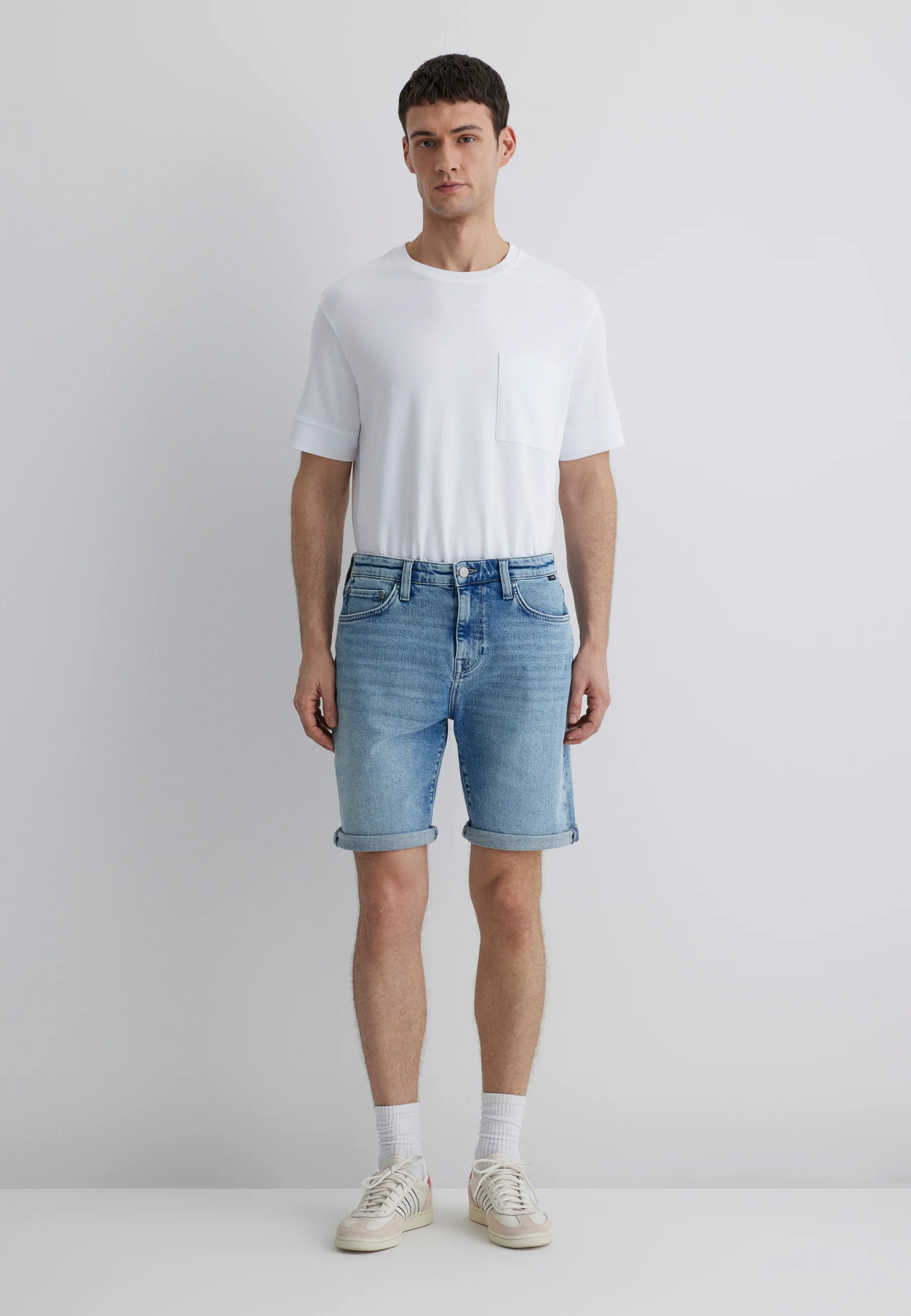 BRIAN | Mid Rise, Slim Straight - Image 4