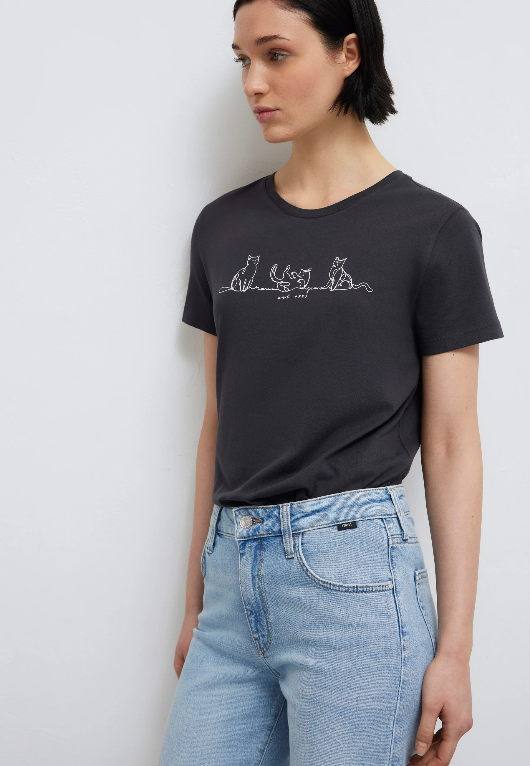 CAT PRINTED T-SHIRT | T-Shirt mit Katzen Print - Image 3