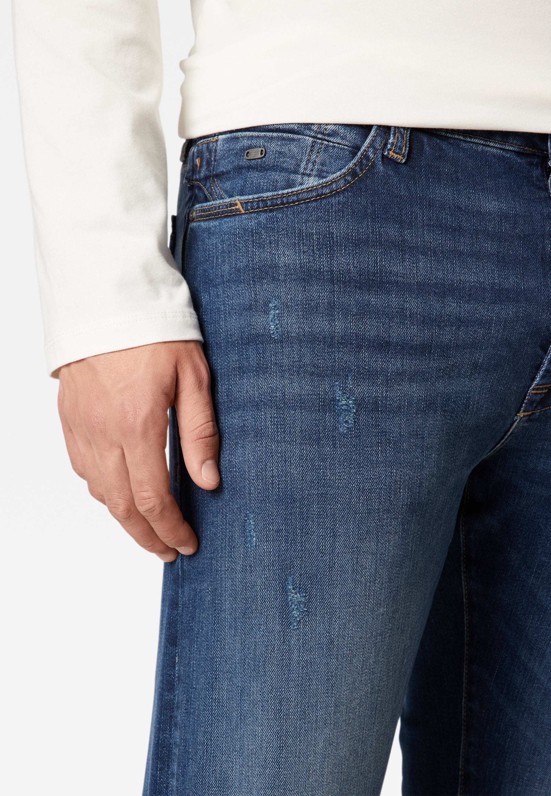 CHRIS | Tapered Leg - Image 5