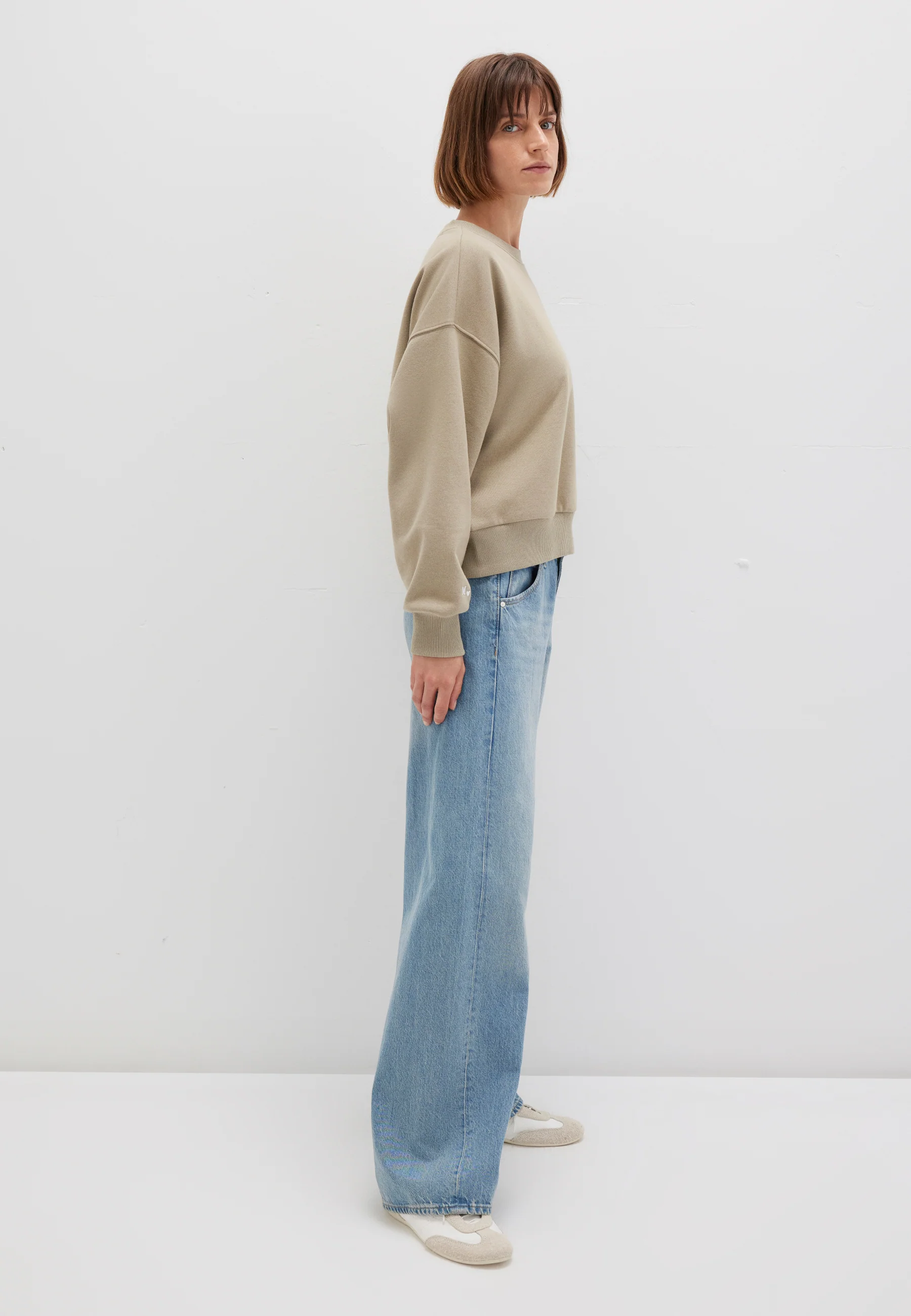 CREW NECK SWEATSHIRT | Sweatshirt mit kleiner Stickerei - Image 3