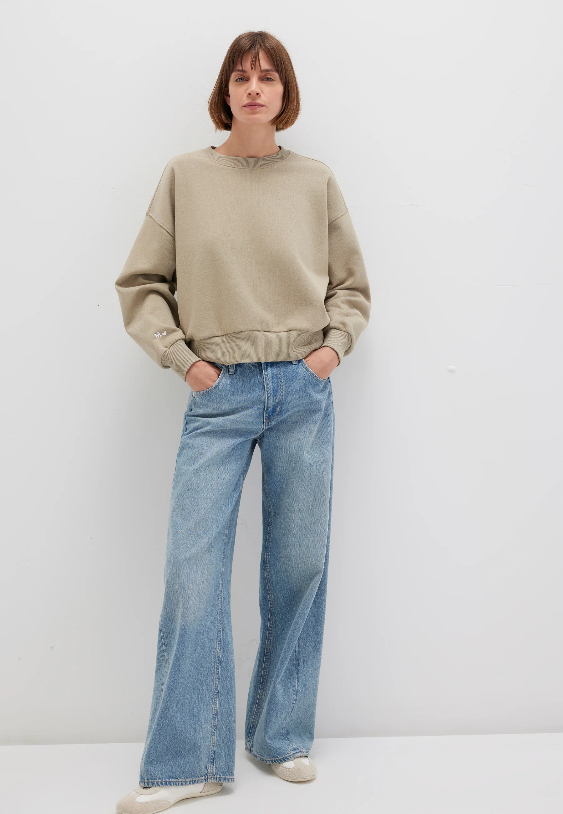 CREW NECK SWEATSHIRT | Sweatshirt mit kleiner Stickerei - Image 4