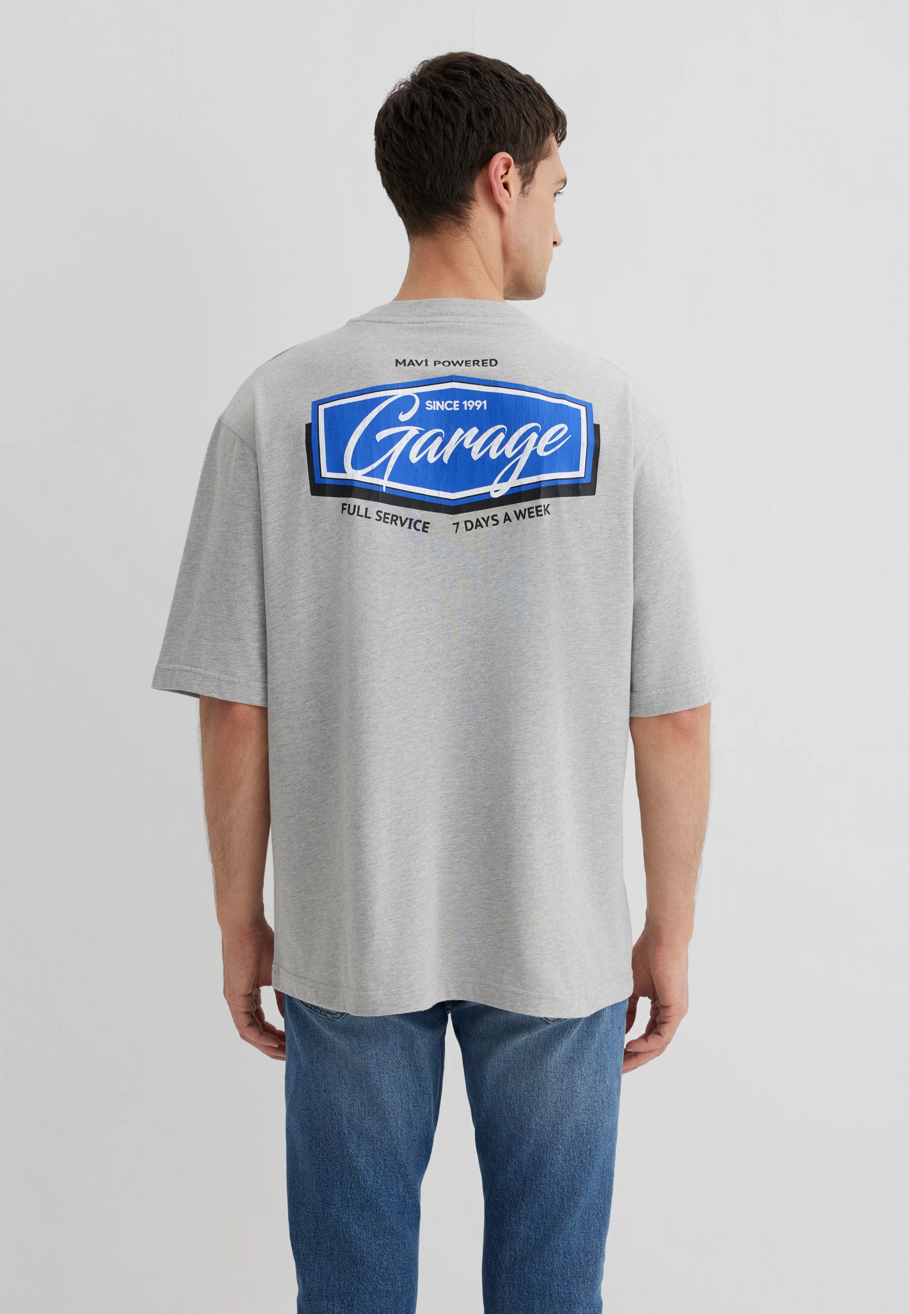 GARAGE PRINTED TEE | Relaxed - Image 5
