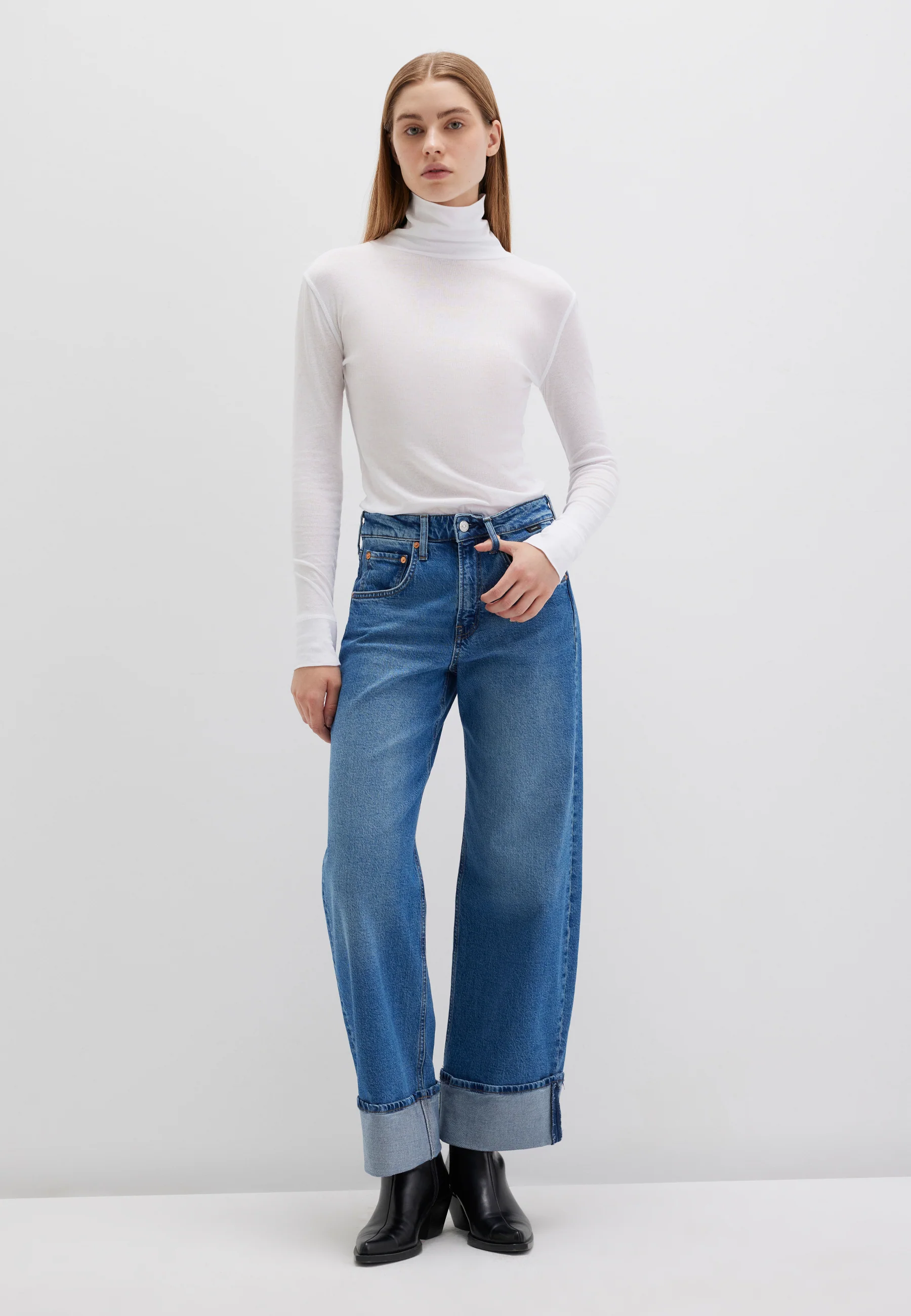HIGH COLLAR JERSEY | Longsleeve Top - Image 4
