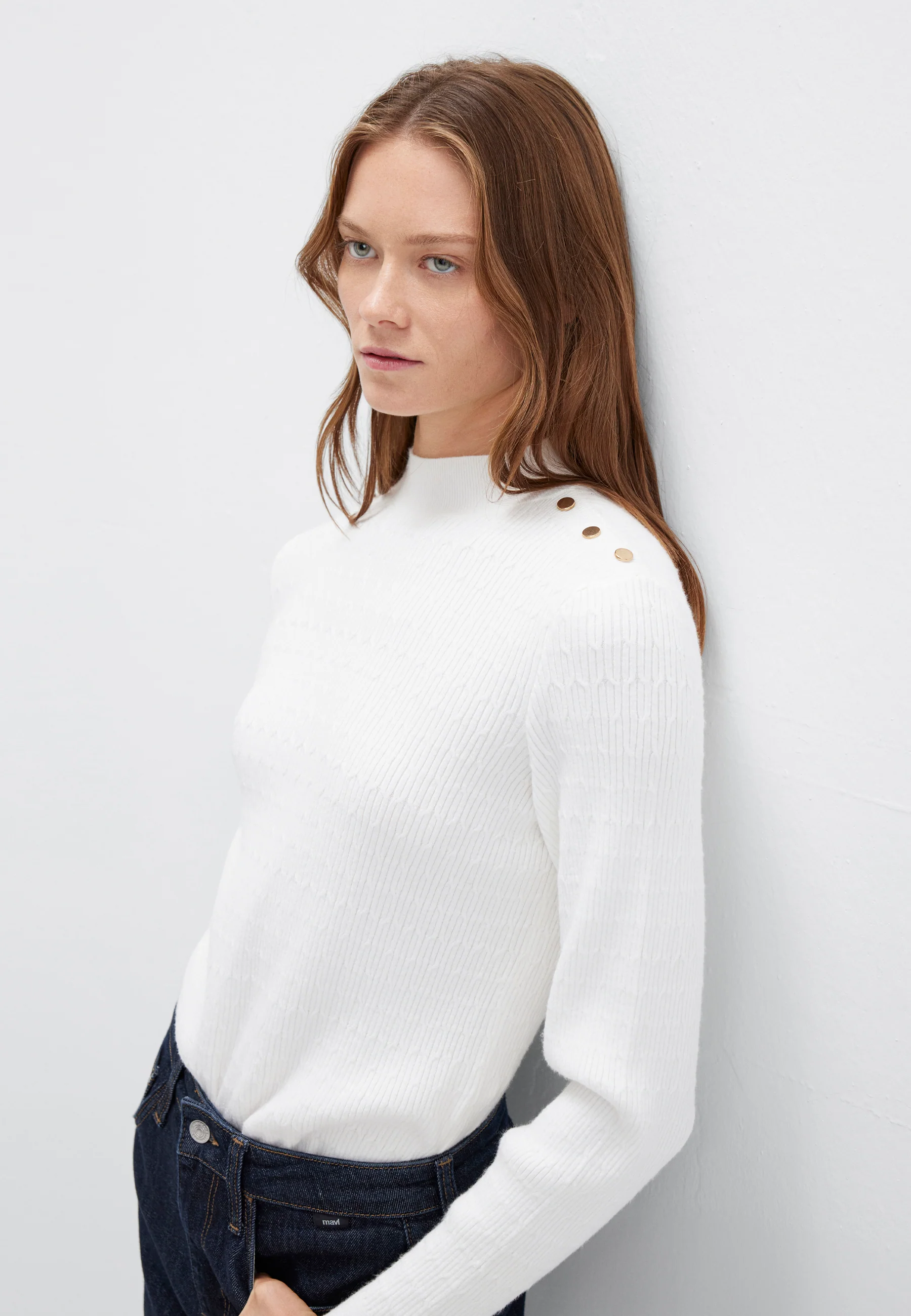 HIGH COLLAR SWEATER | Pullover mit Zopfmuster - Image 3