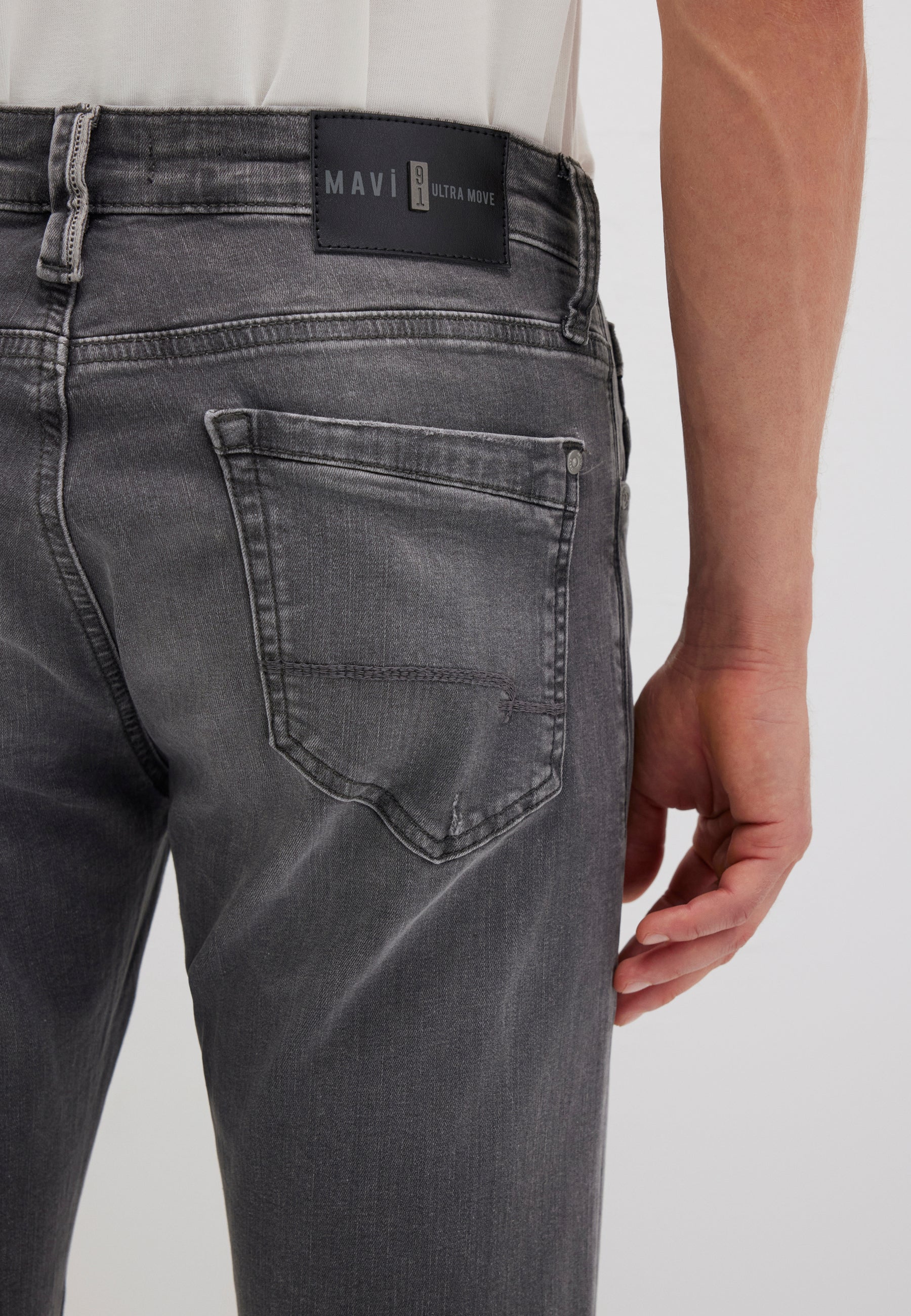 JAMES | Super Skinny, Zip Fly - Image 7
