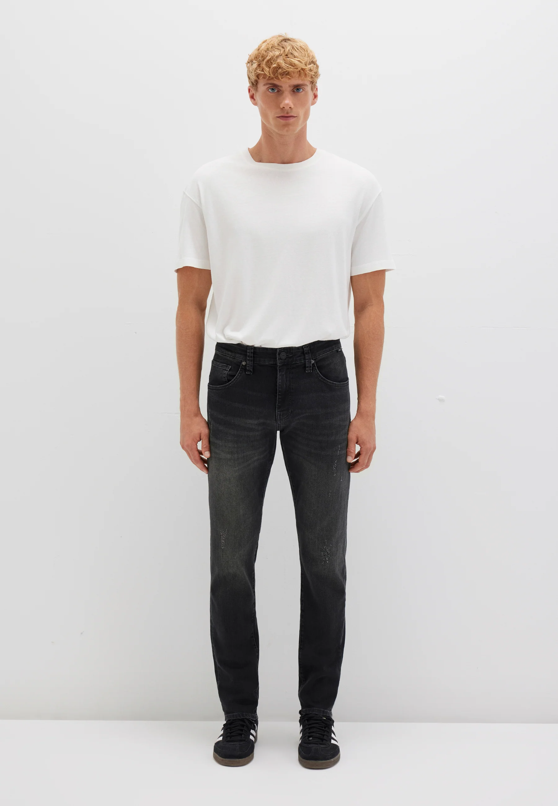 JAMES | Super Skinny, Zip Fly - Image 4
