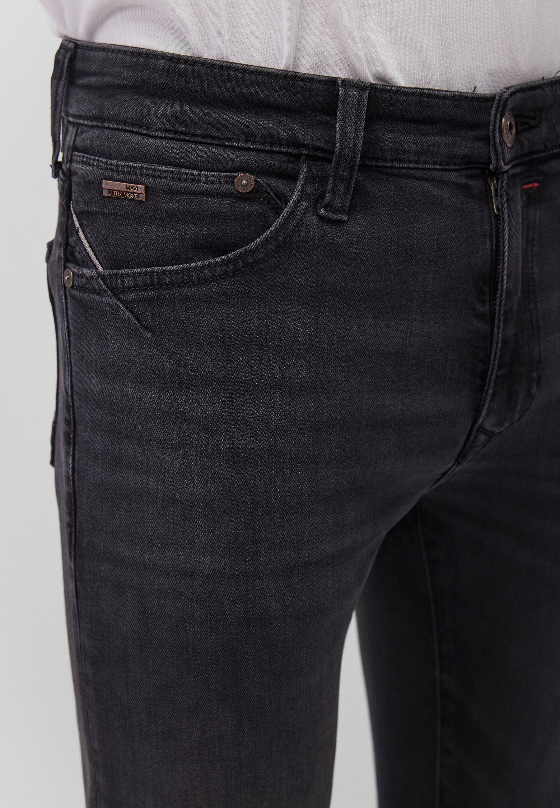 JAMES | Super Skinny, Zip Fly - Image 6