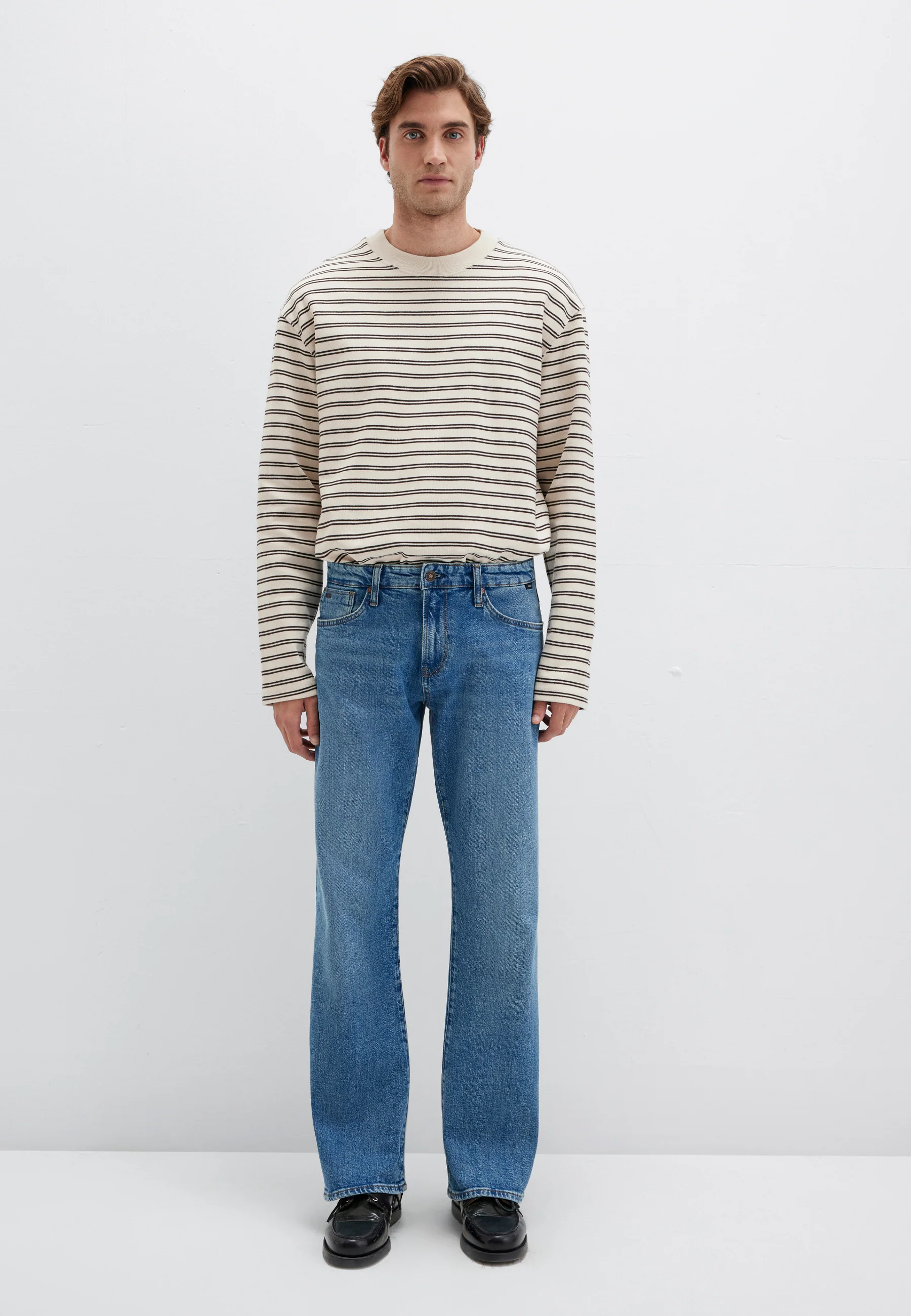 JOSH | Bootcut Denim - Image 4