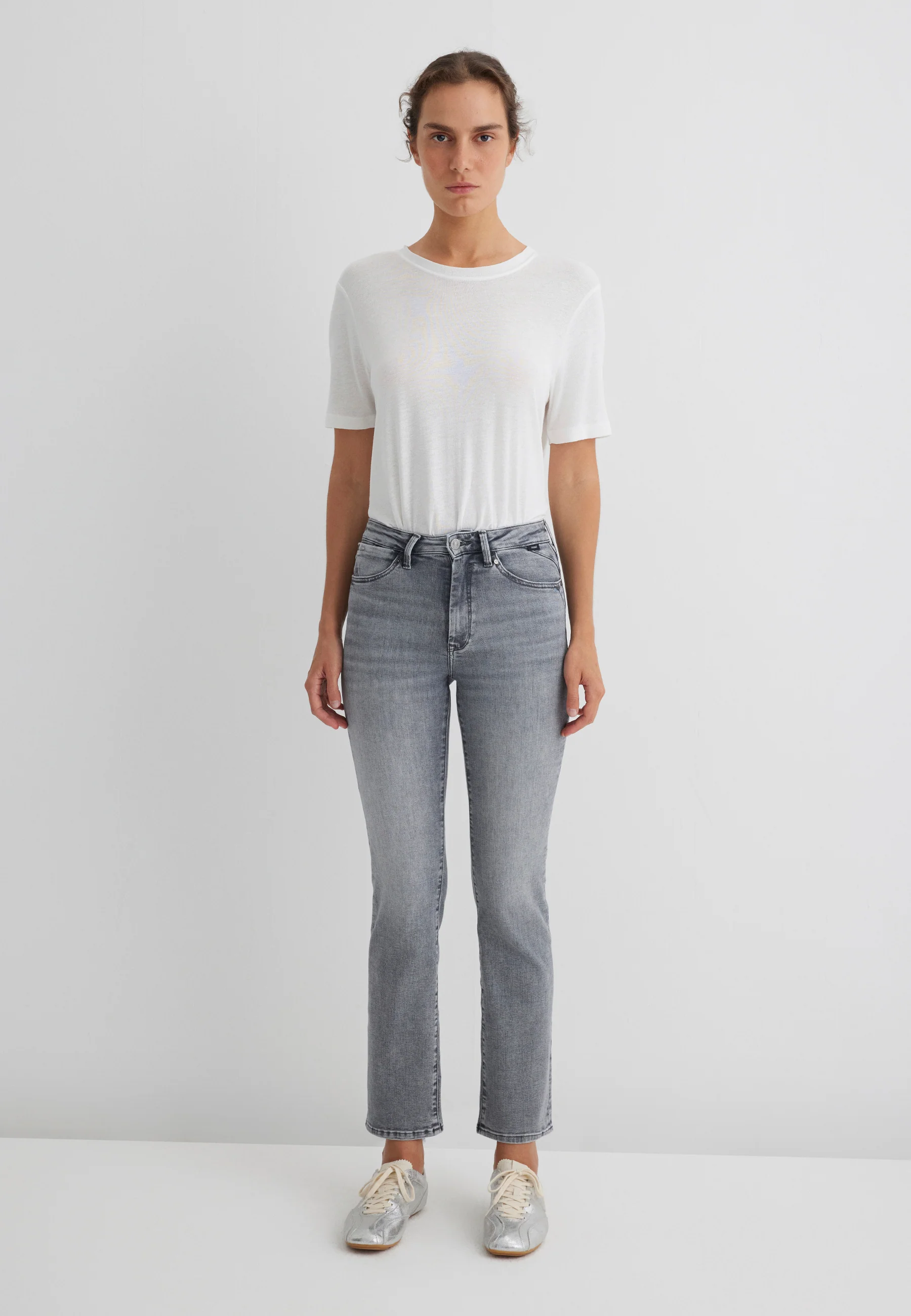 KENDRA | High Rise , Slim Straight - Image 4