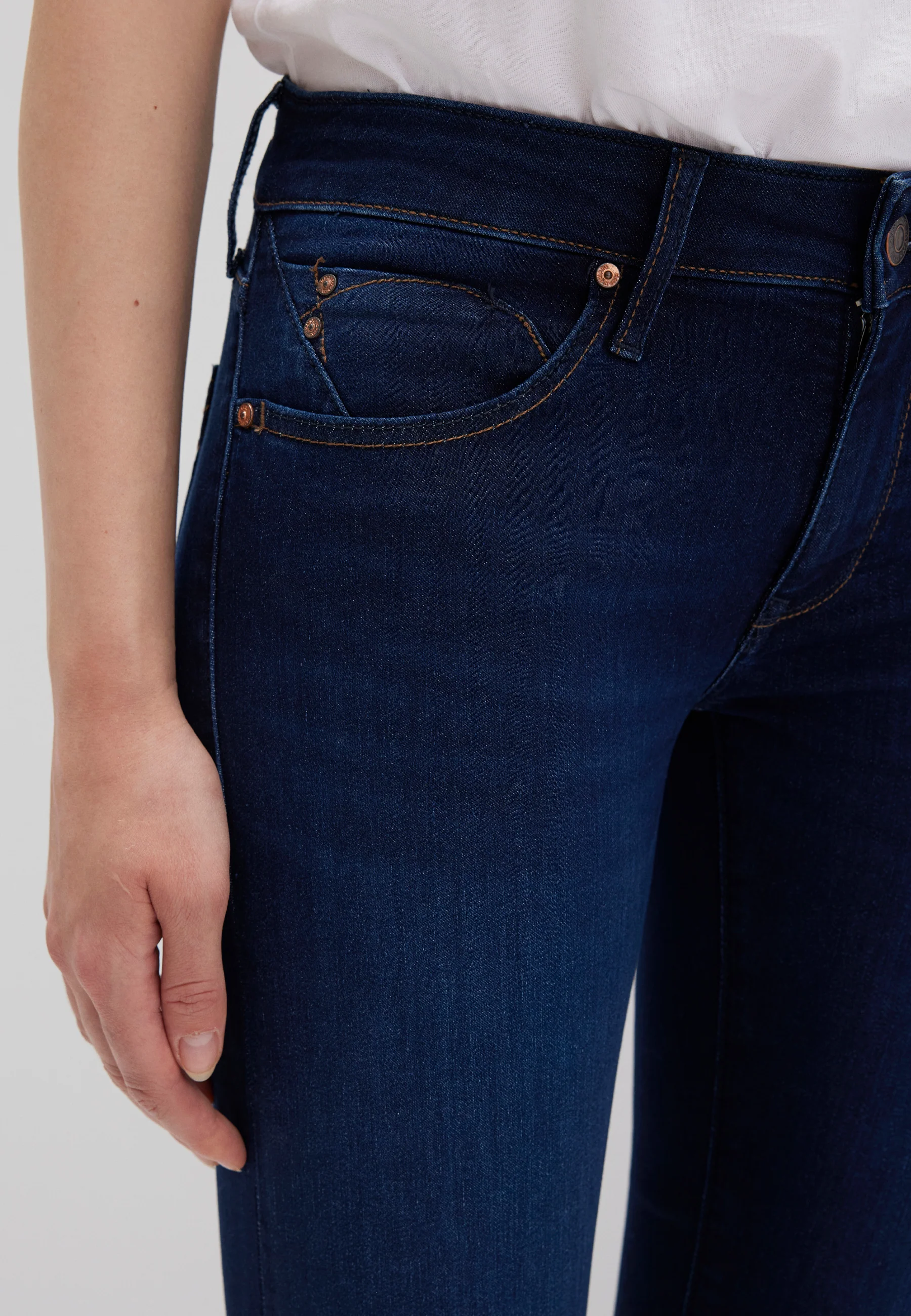 LEXY | Mid-Rise, Super Skinny, Crop - Image 6