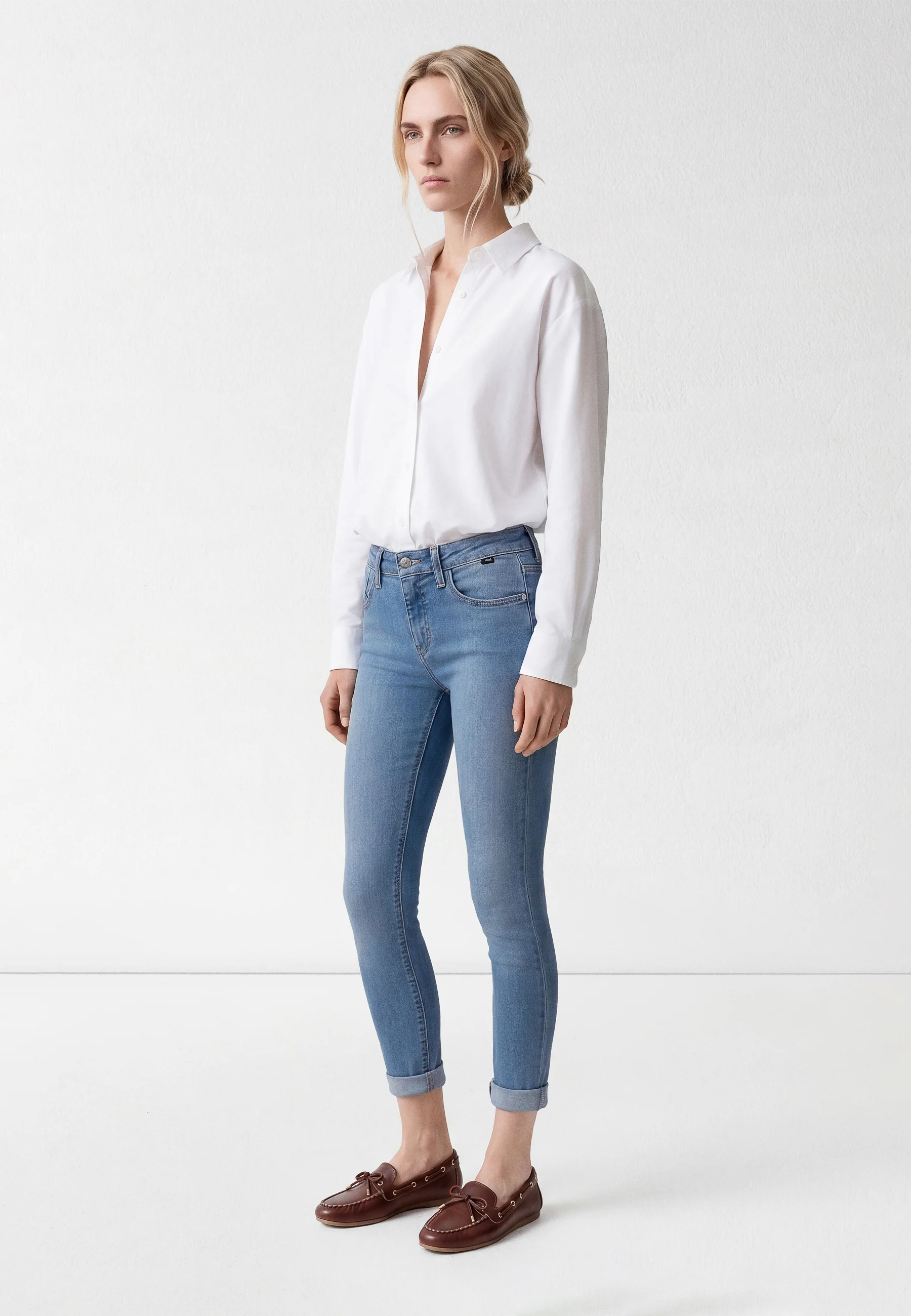LEXY | Mid-Rise, Super Skinny, Crop - Image 3