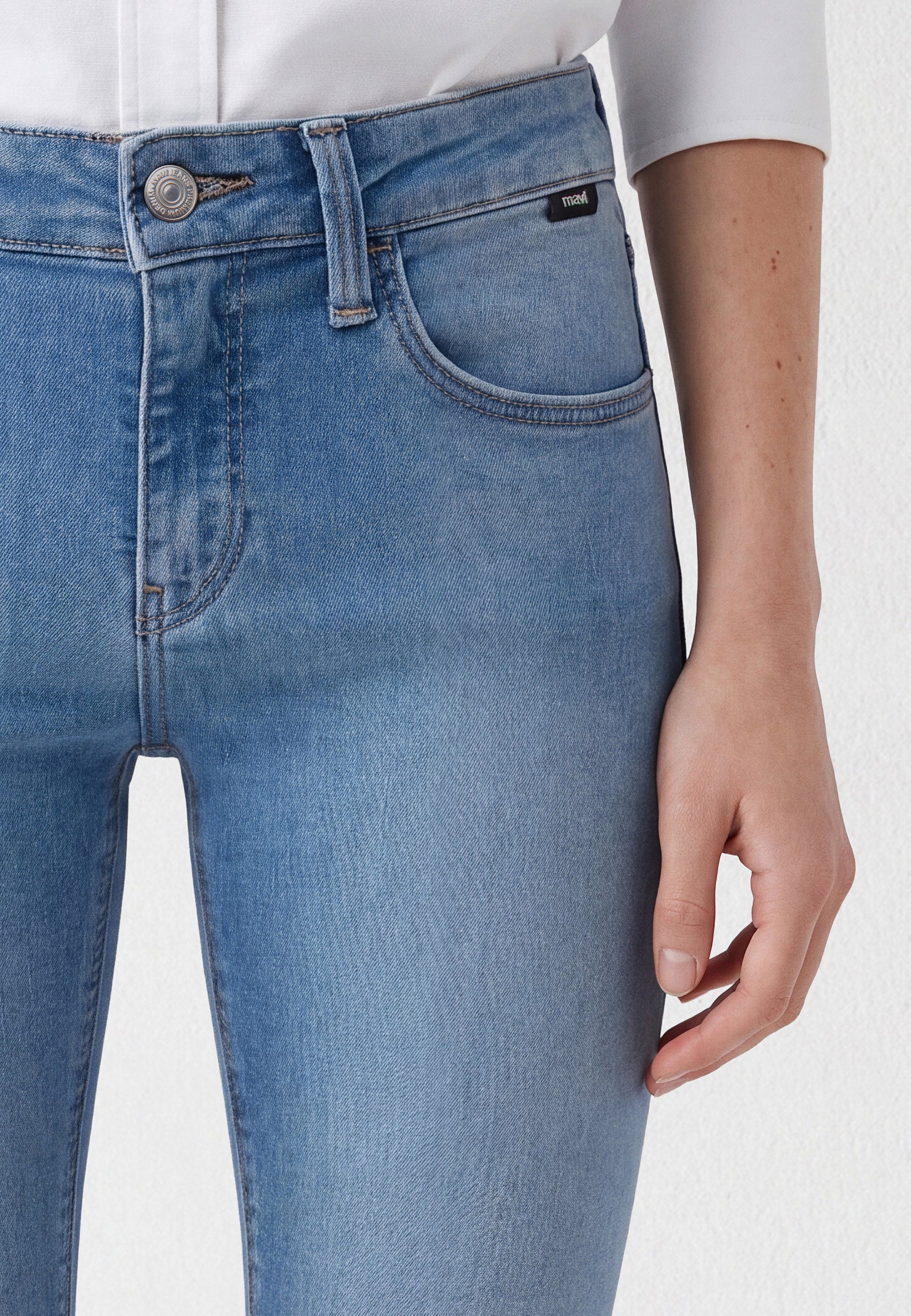 LEXY | Mid-Rise, Super Skinny, Crop - Image 6