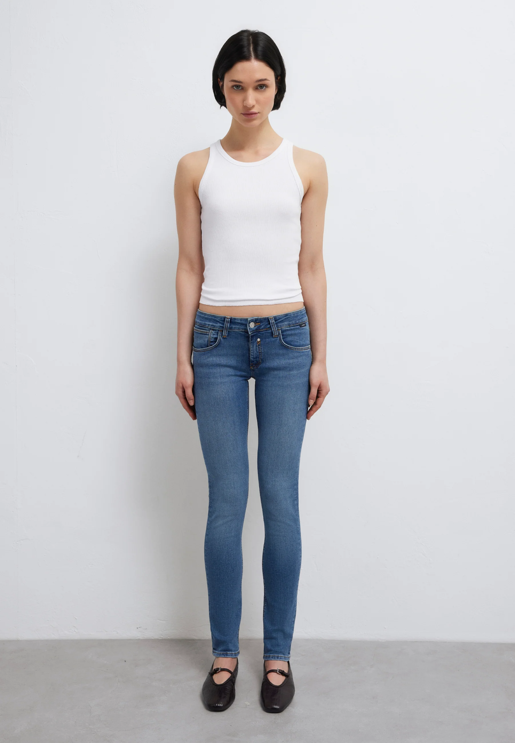 LINDY | Low-Rise, Skinny Leg - Image 4