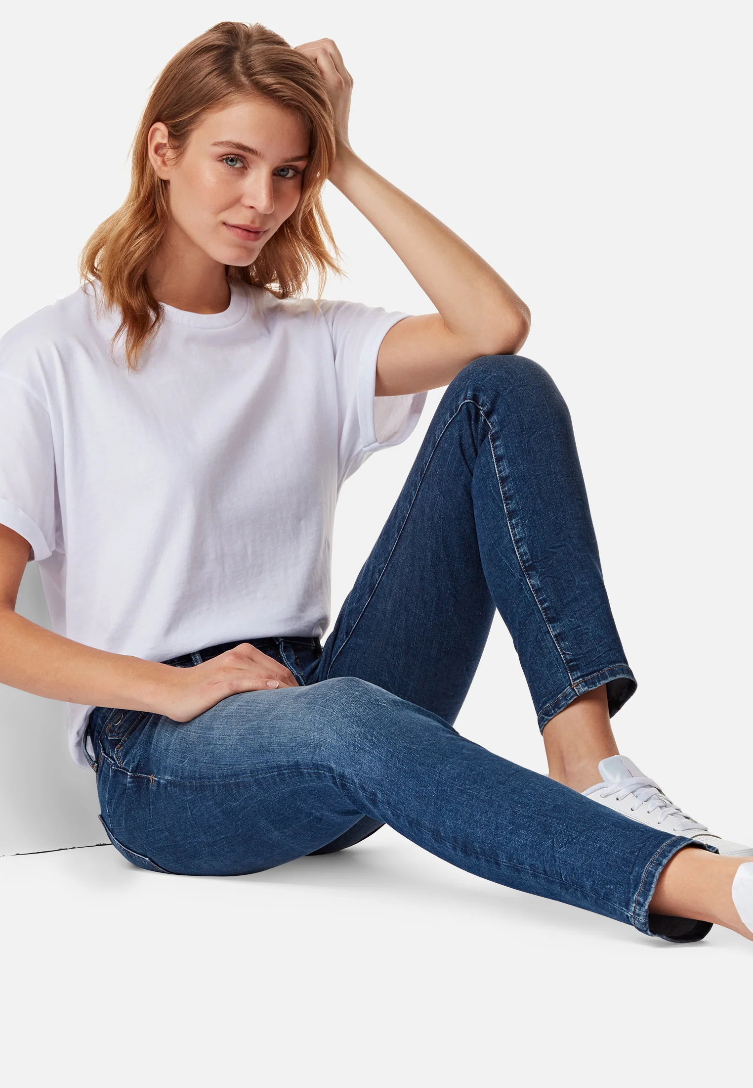 LINDY | Low-Rise, Skinny Leg - Image 4