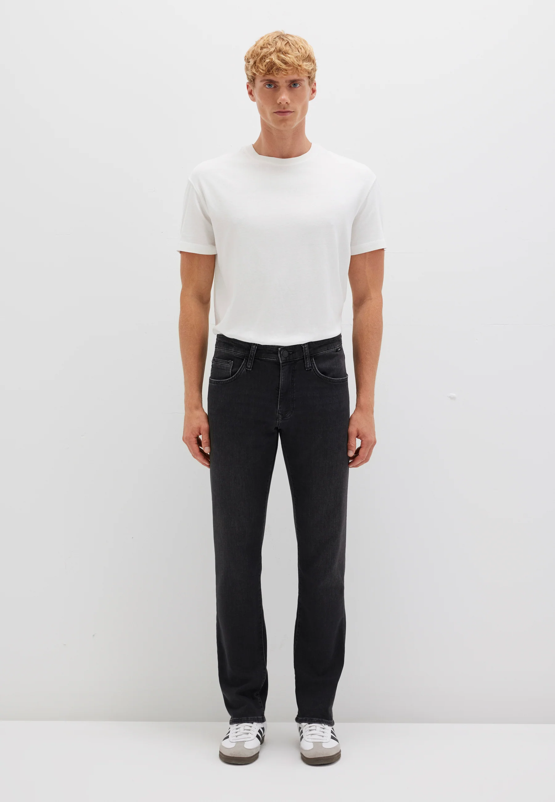 MARCUS | Mid Rise, Slim Straight - Image 4