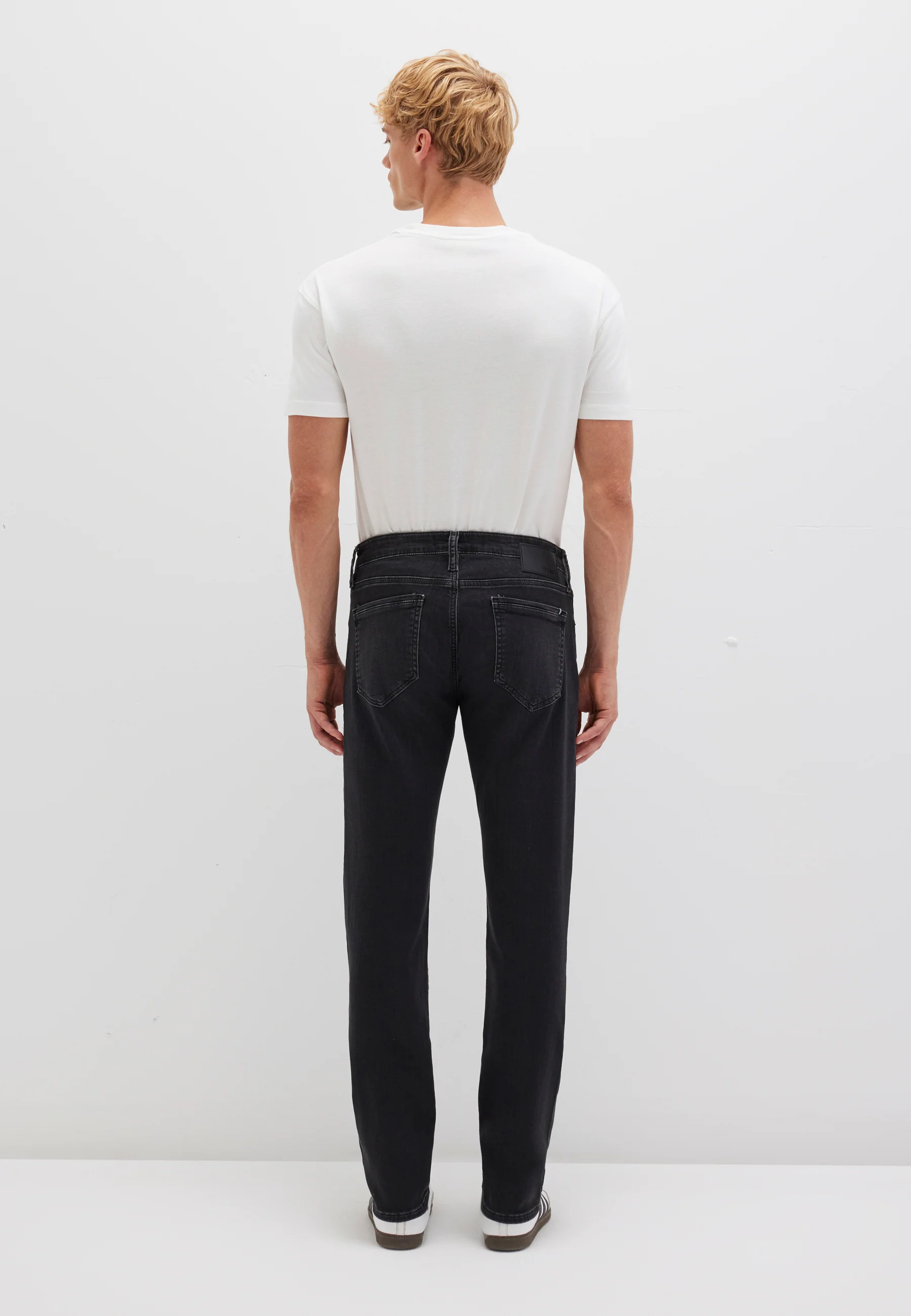 MARCUS | Mid Rise, Slim Straight - Image 5