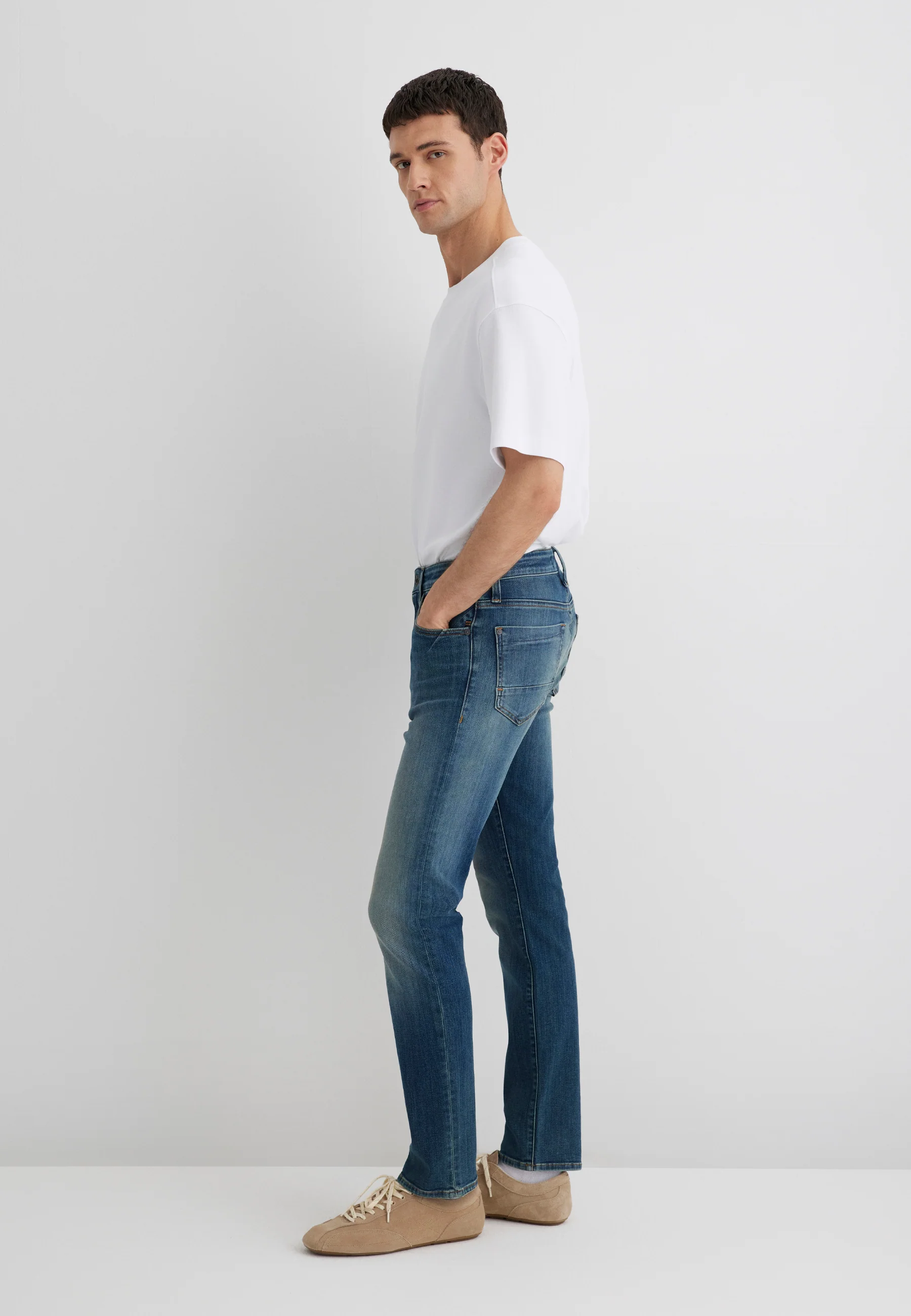 MARCUS | Slim Straight Leg, Zip Fly - Image 3