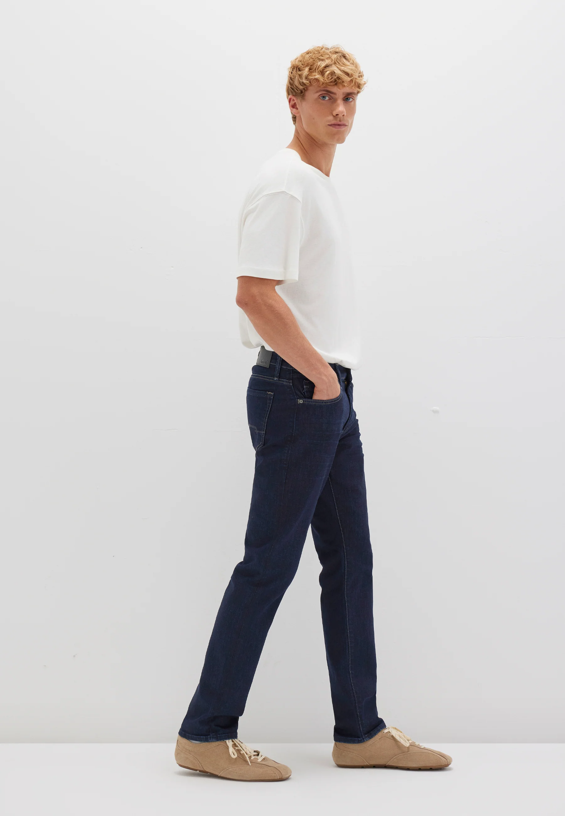 MARCUS | Slim Straight Leg, Zip Fly - Image 3