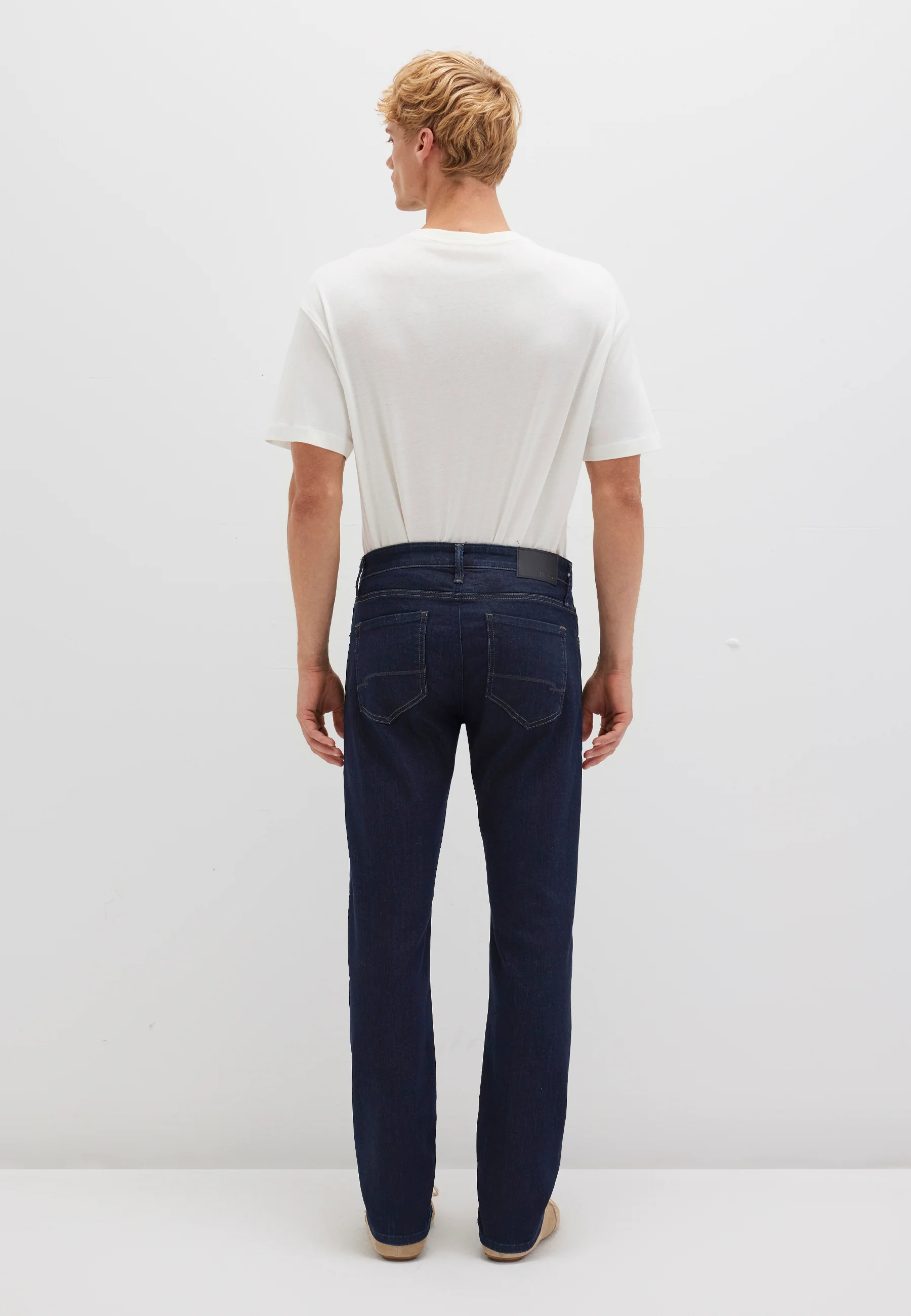 MARCUS | Slim Straight Leg, Zip Fly - Image 5