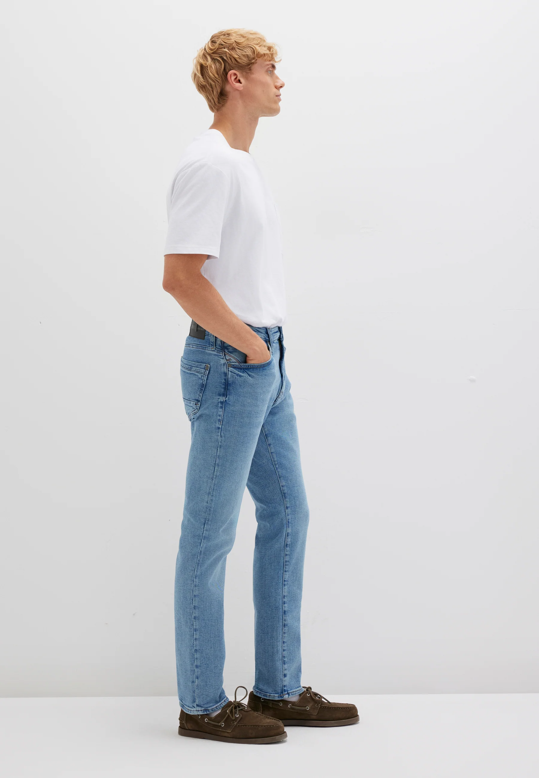 MARCUS | Slim Straight Leg, Zip Fly - Image 3
