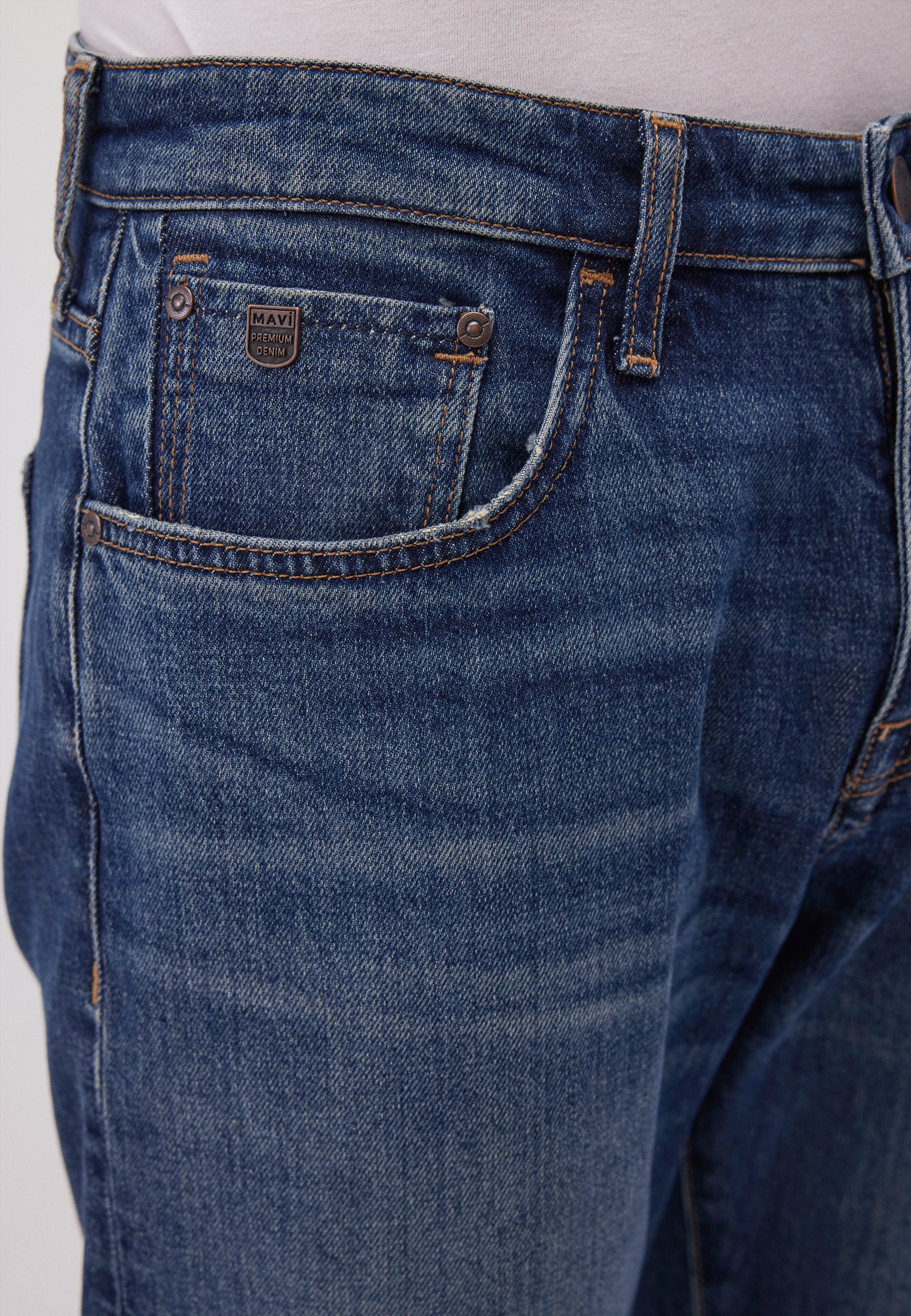 MARCUS | Slim Straight Leg, Zip Fly - Image 6