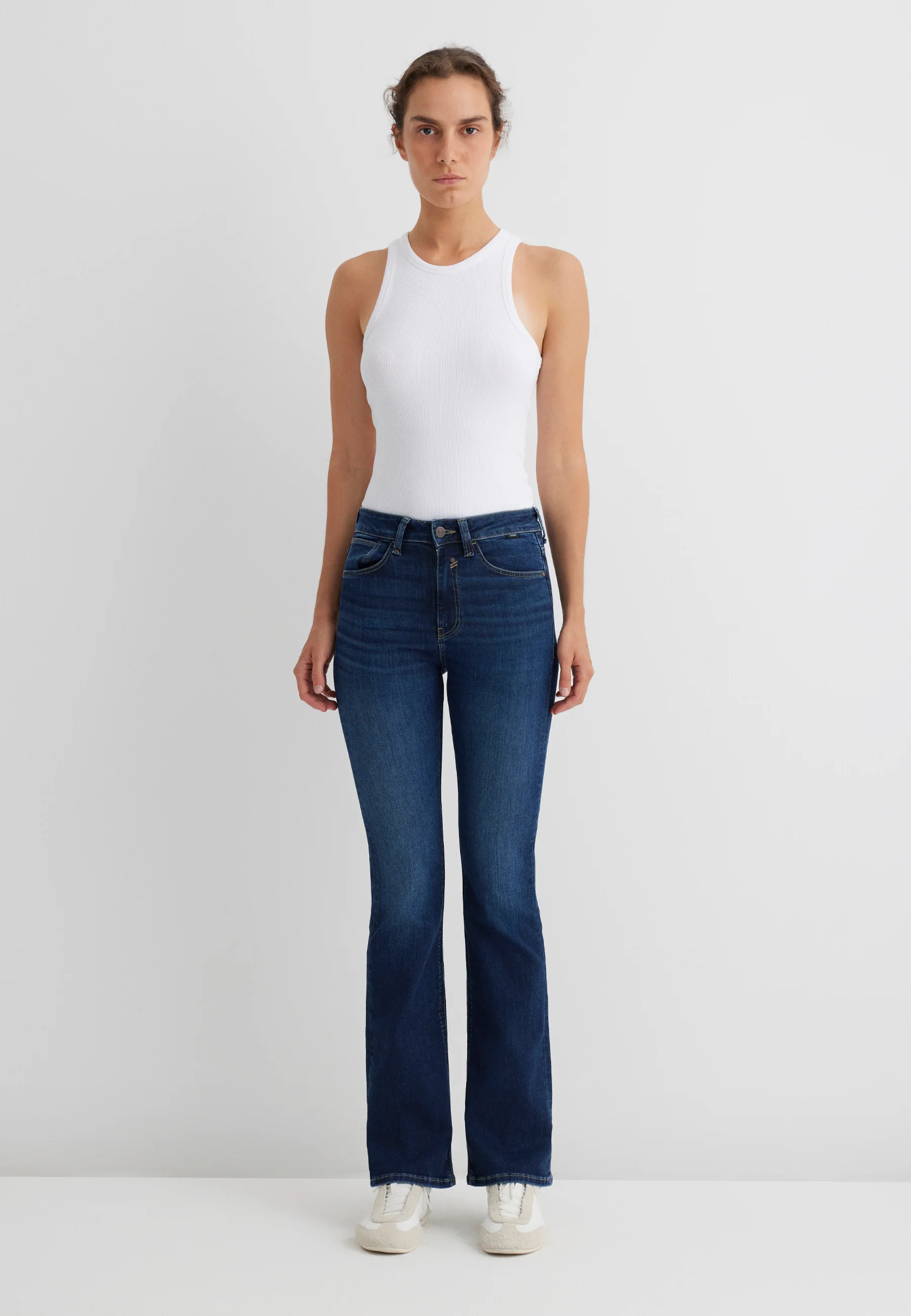 MARIA | Mid-Rise, Flare - Image 4