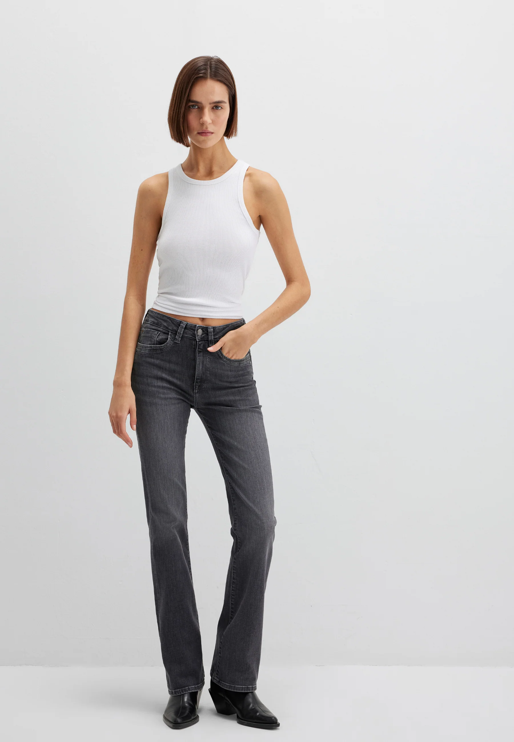 MARIA | Mid-Rise, Flare - Image 3