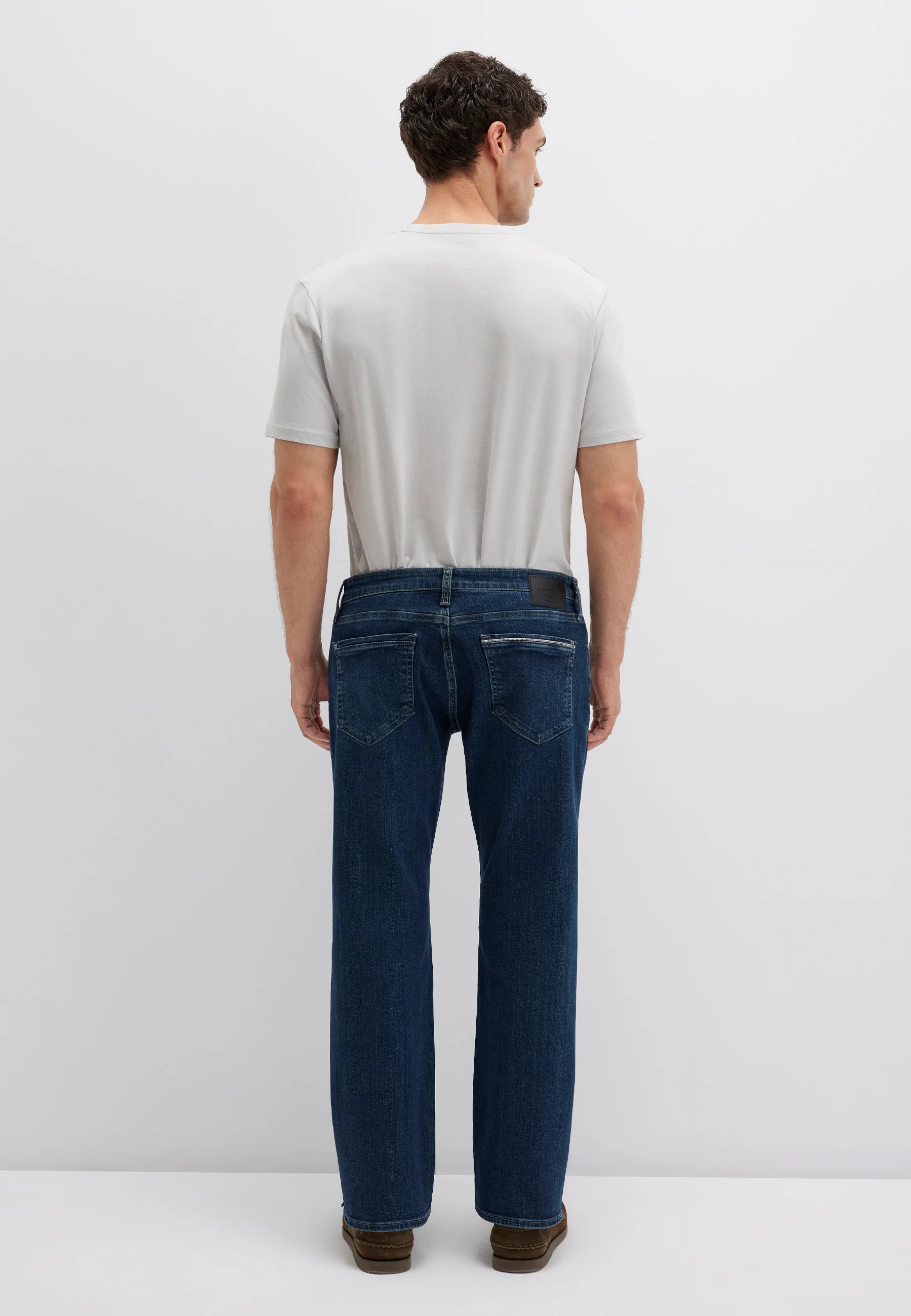 MARTIN | Straight Leg - Image 5