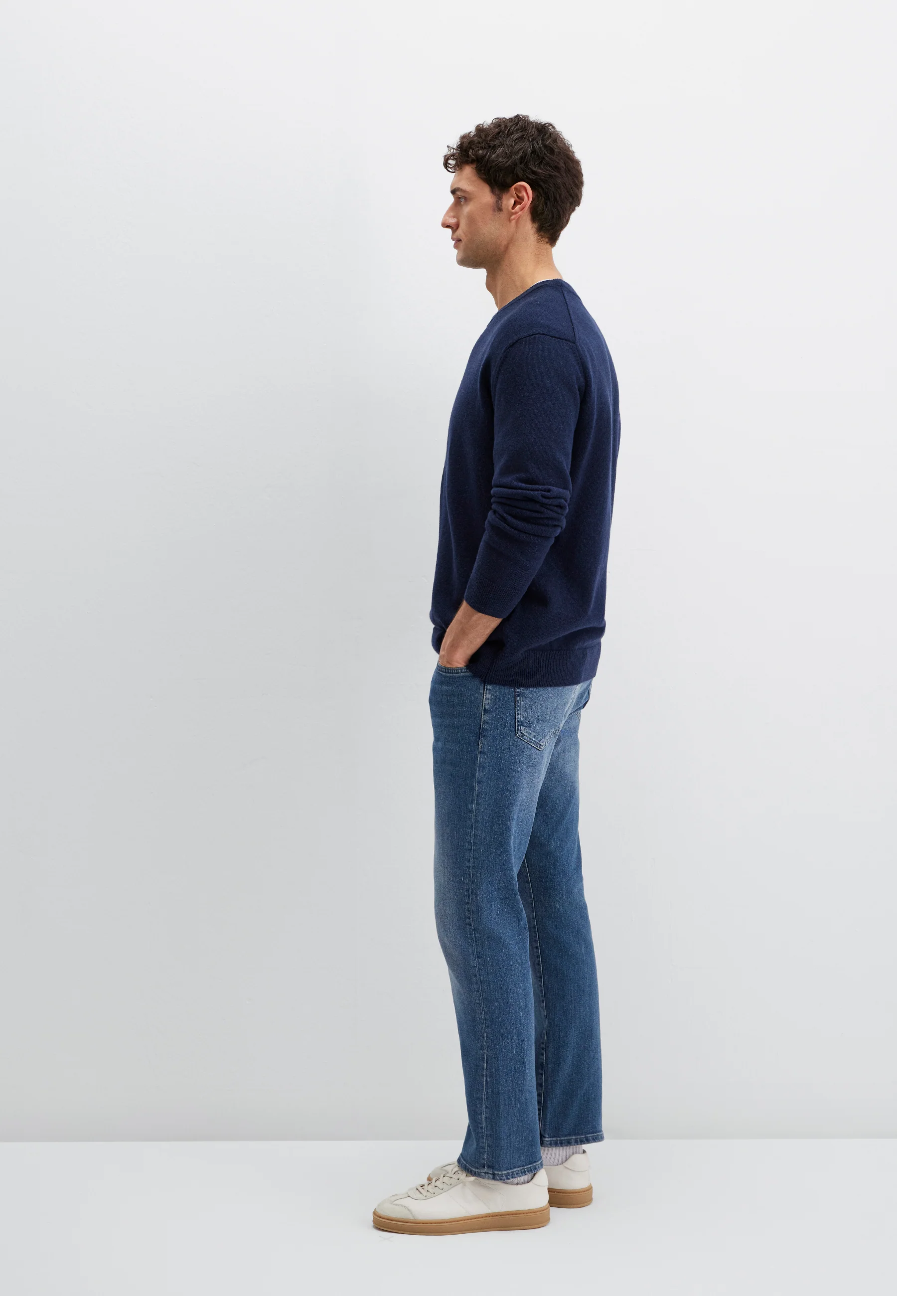 MARTIN | Straight Leg - Image 3