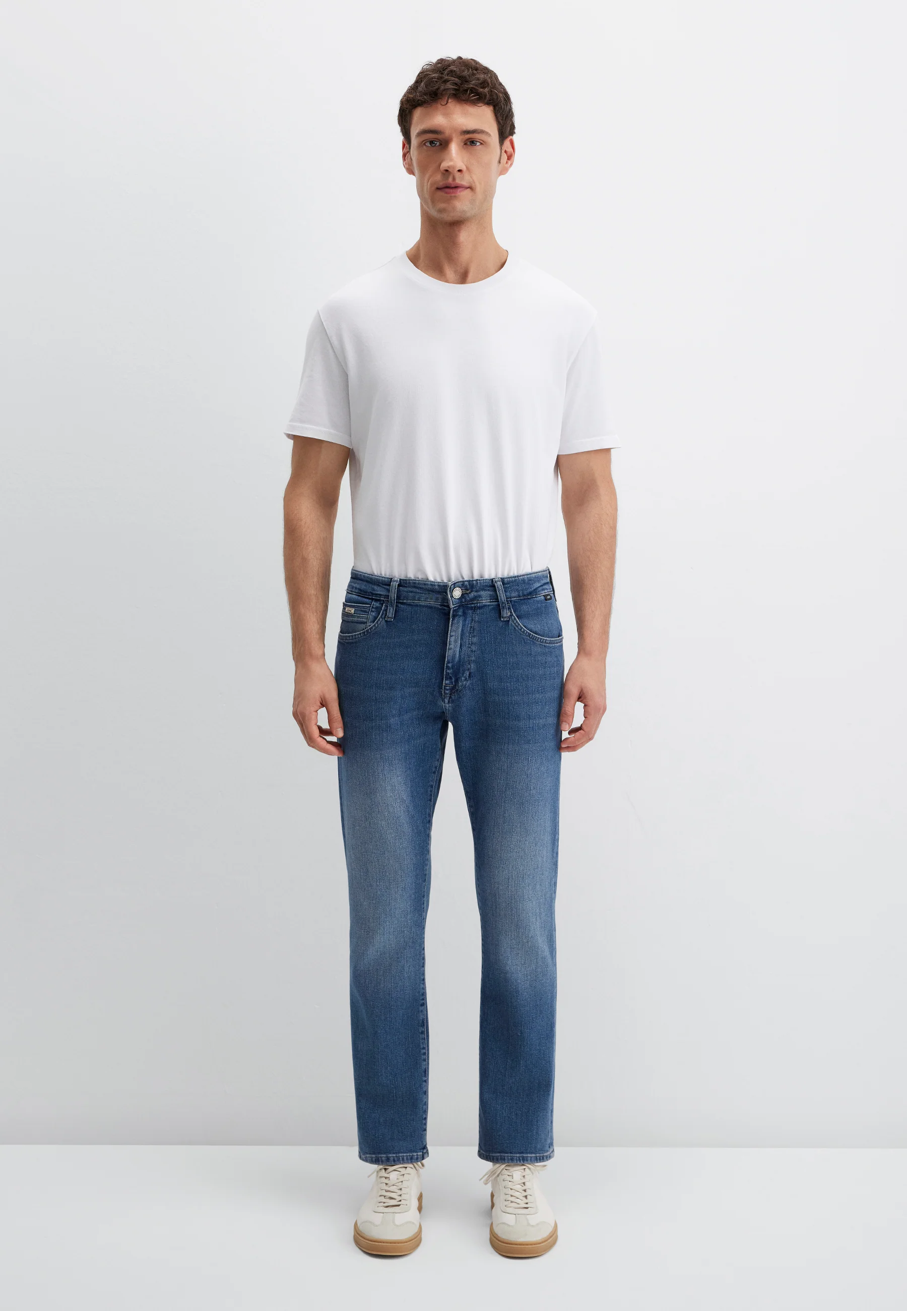 MARTIN | Straight Leg - Image 4