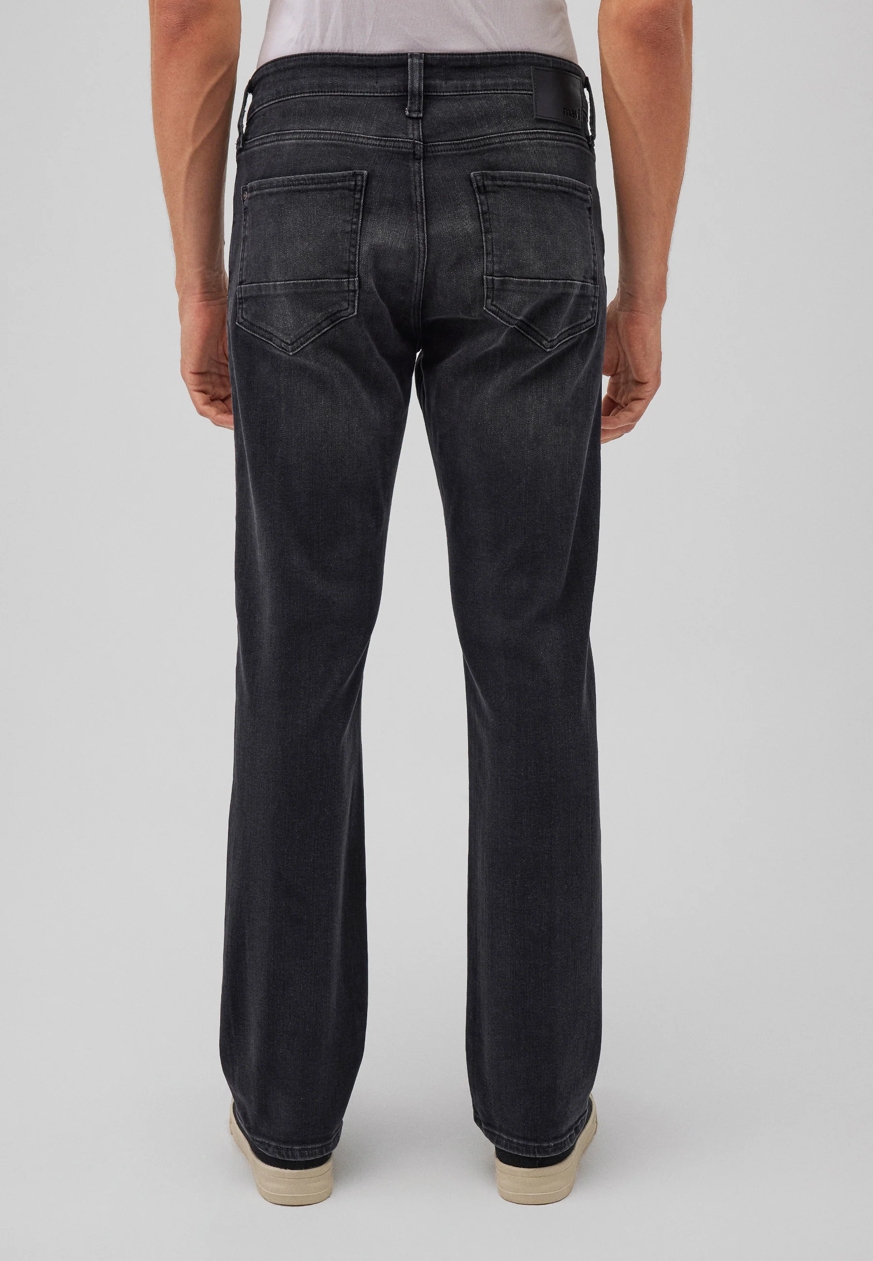 MARTIN | Straight Leg - Image 3