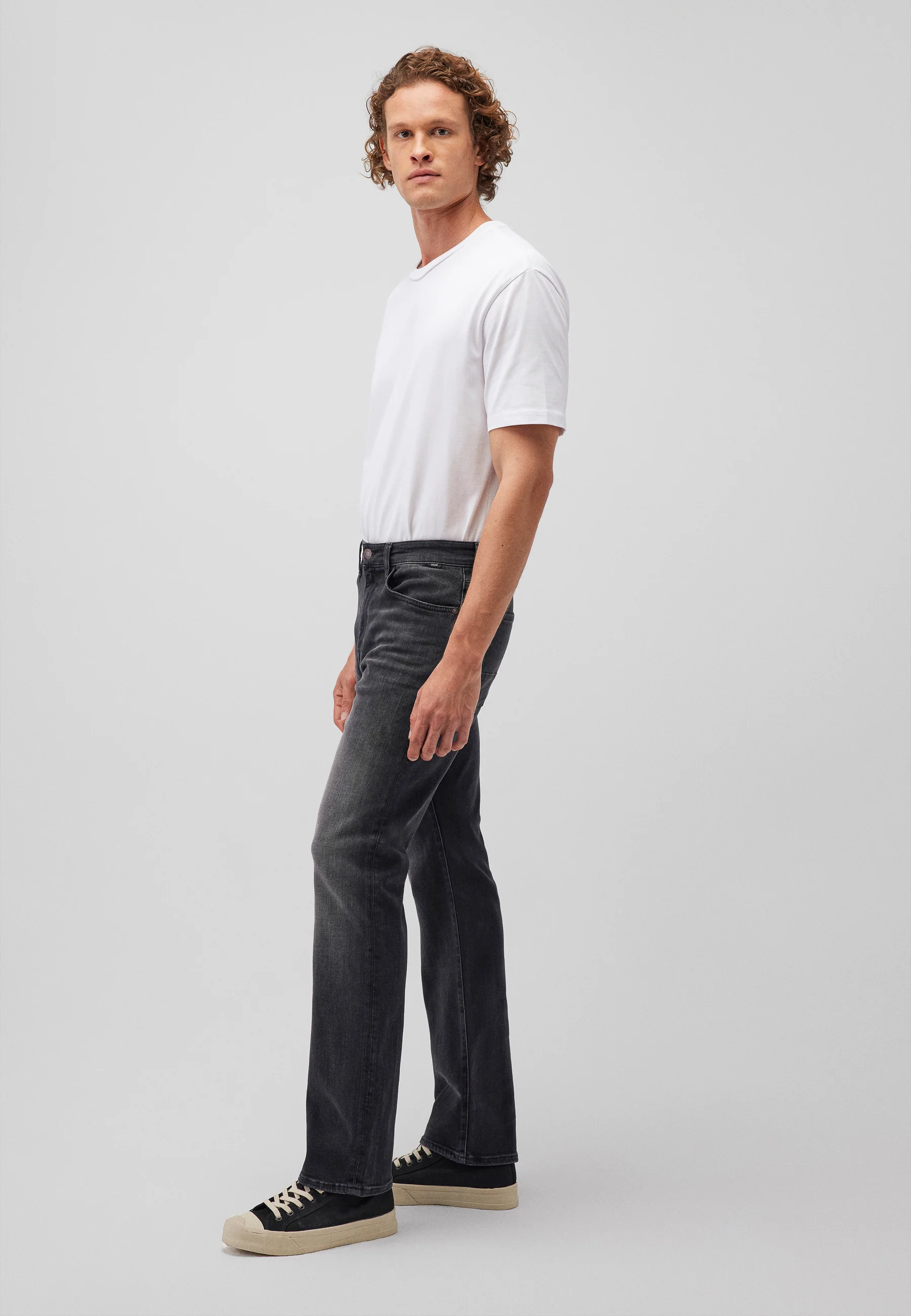 MARTIN | Straight Leg - Image 4