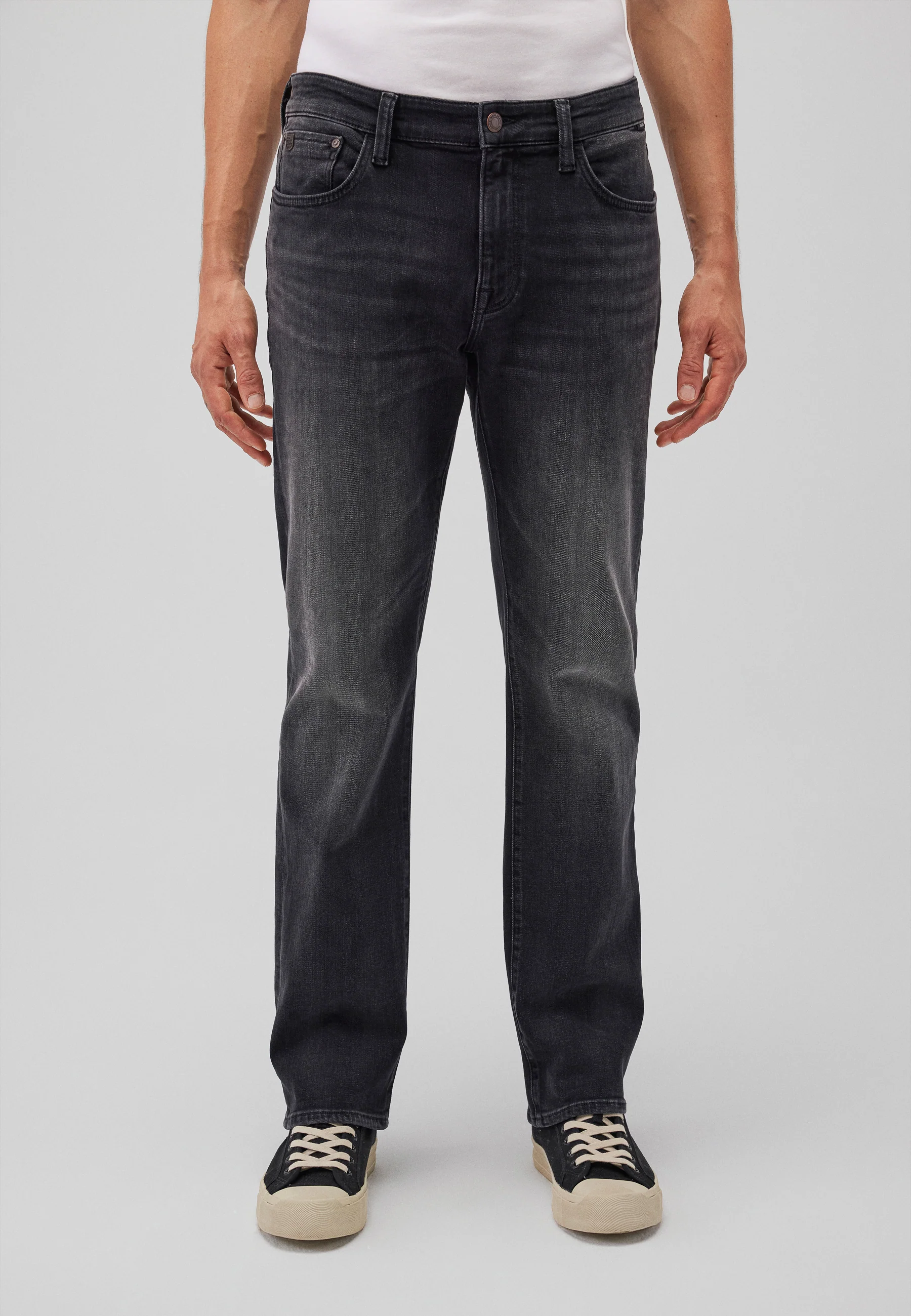 MARTIN | Straight Leg - Image 5