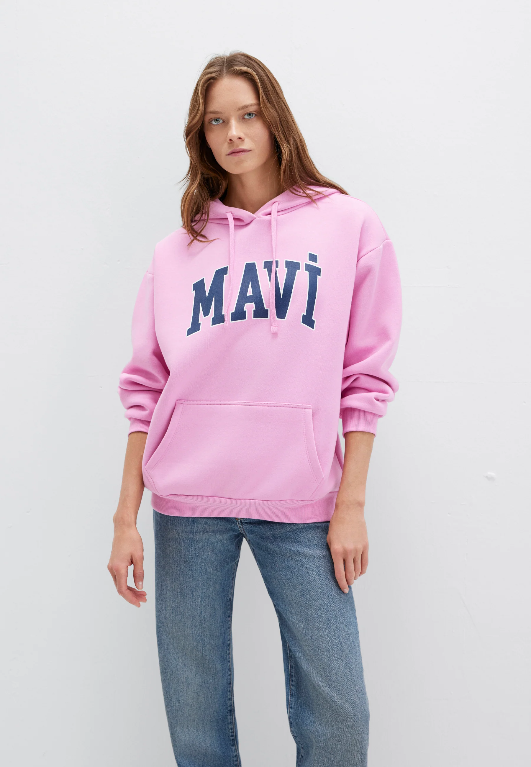 MAVI LOGO HOODED SWEATSHIRT | Sweatshirt mit Logo Print - Image 4