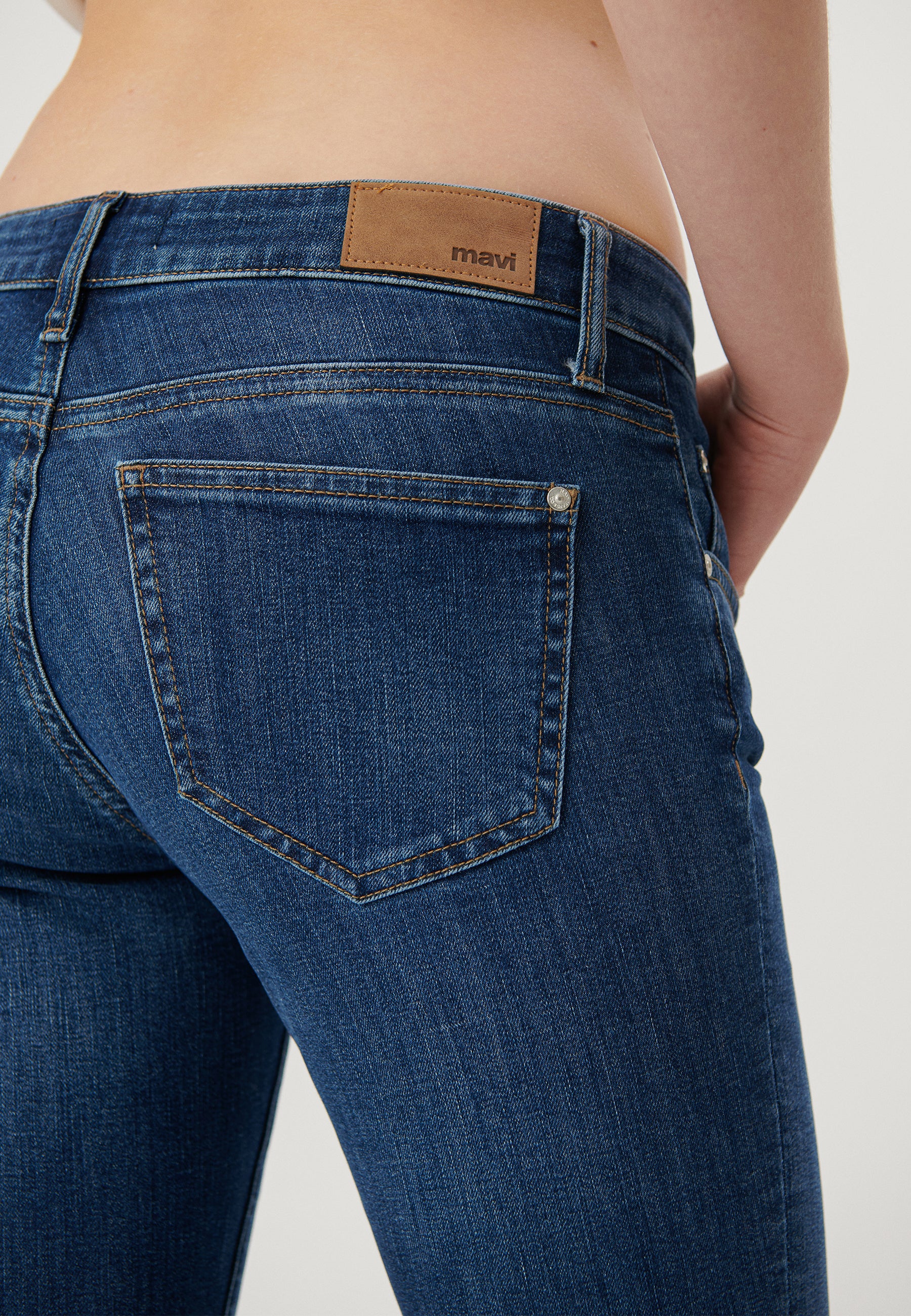 BELLA  | Mid-Rise, Slim Bootcut - Image 7