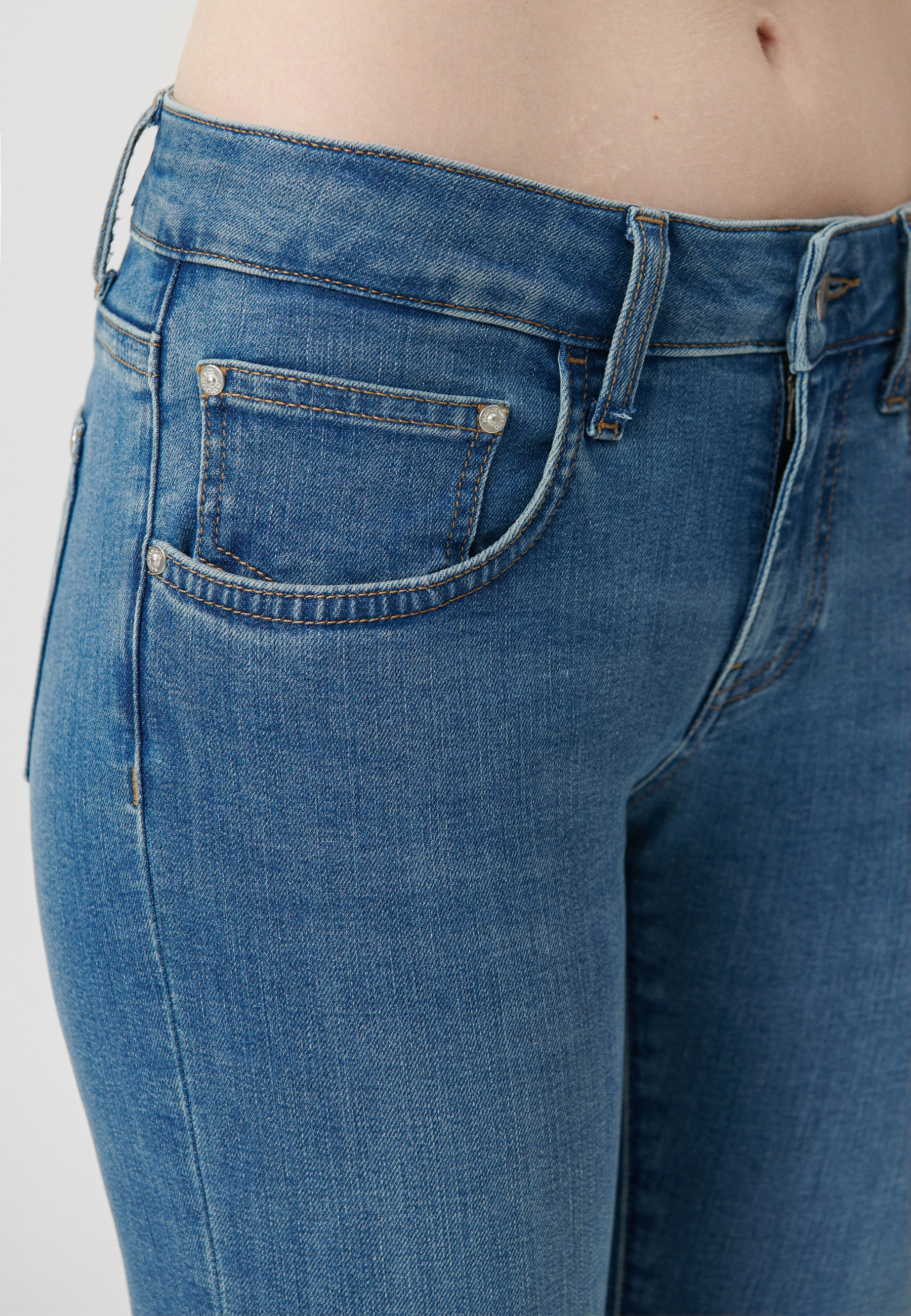 LEXY | Mid-Rise, Super Skinny, Crop - Image 6