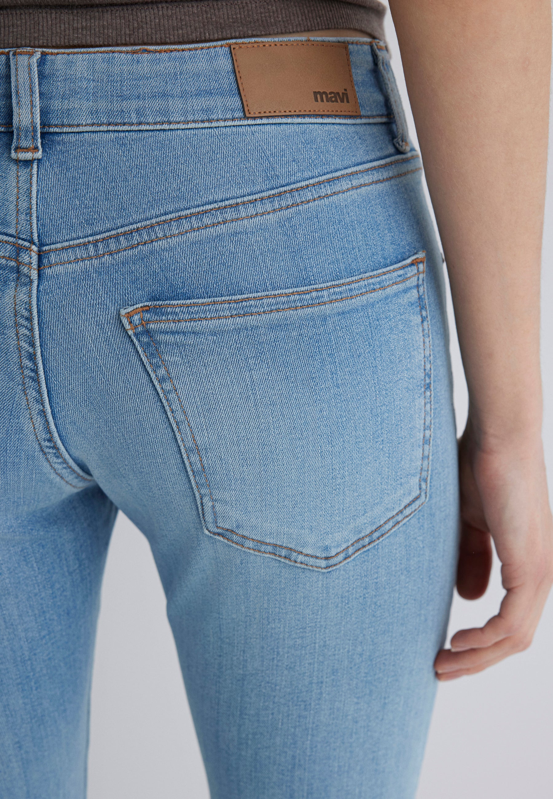 MIRELLA | Low Rise, Slim Straight - Image 7
