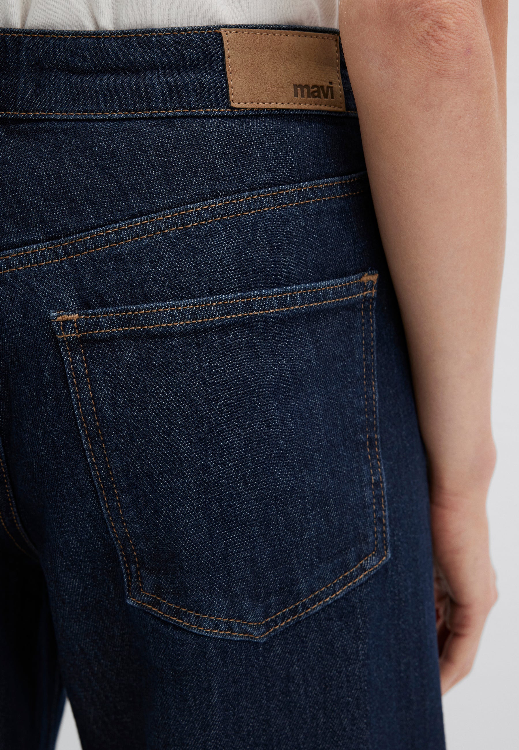 SANDRA | High-Rise, Cuffed Wide Leg - Image 7