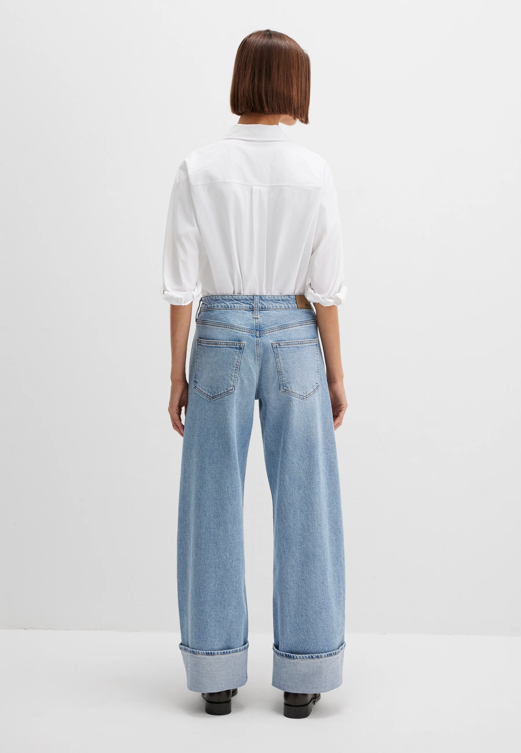 SANDRA | High-Rise, Cuffed Wide Leg - Image 5