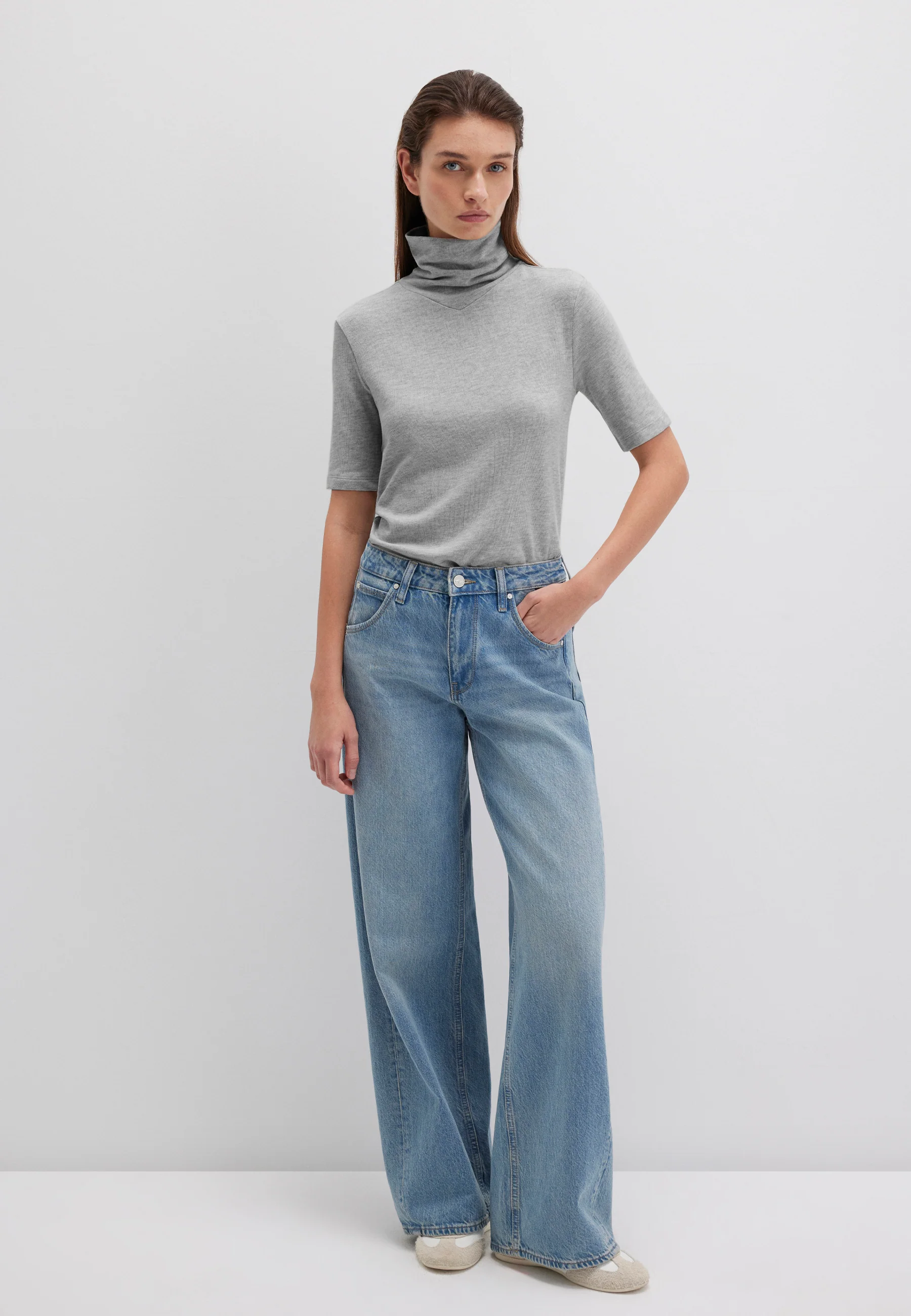 SHORT SLEEVE FASHION JERSEY | Rollkragen Top - Image 4