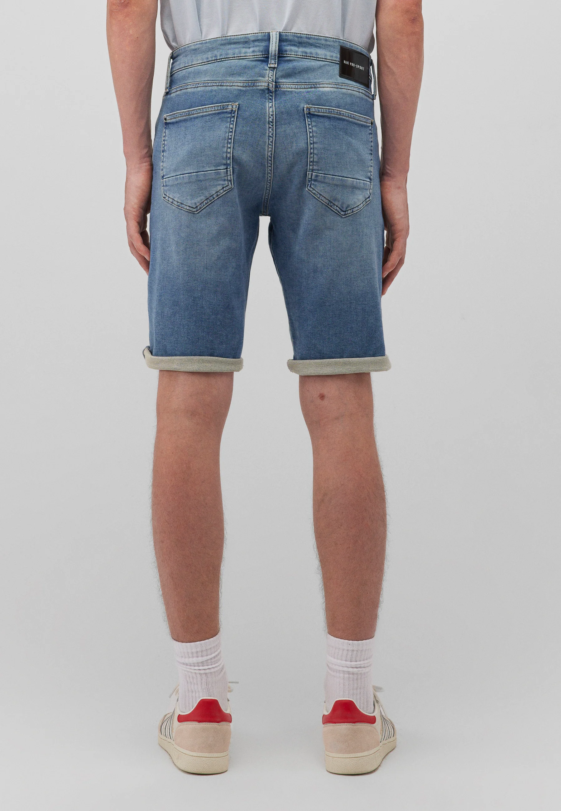 TIM | Skinny Fit Short - Image 5