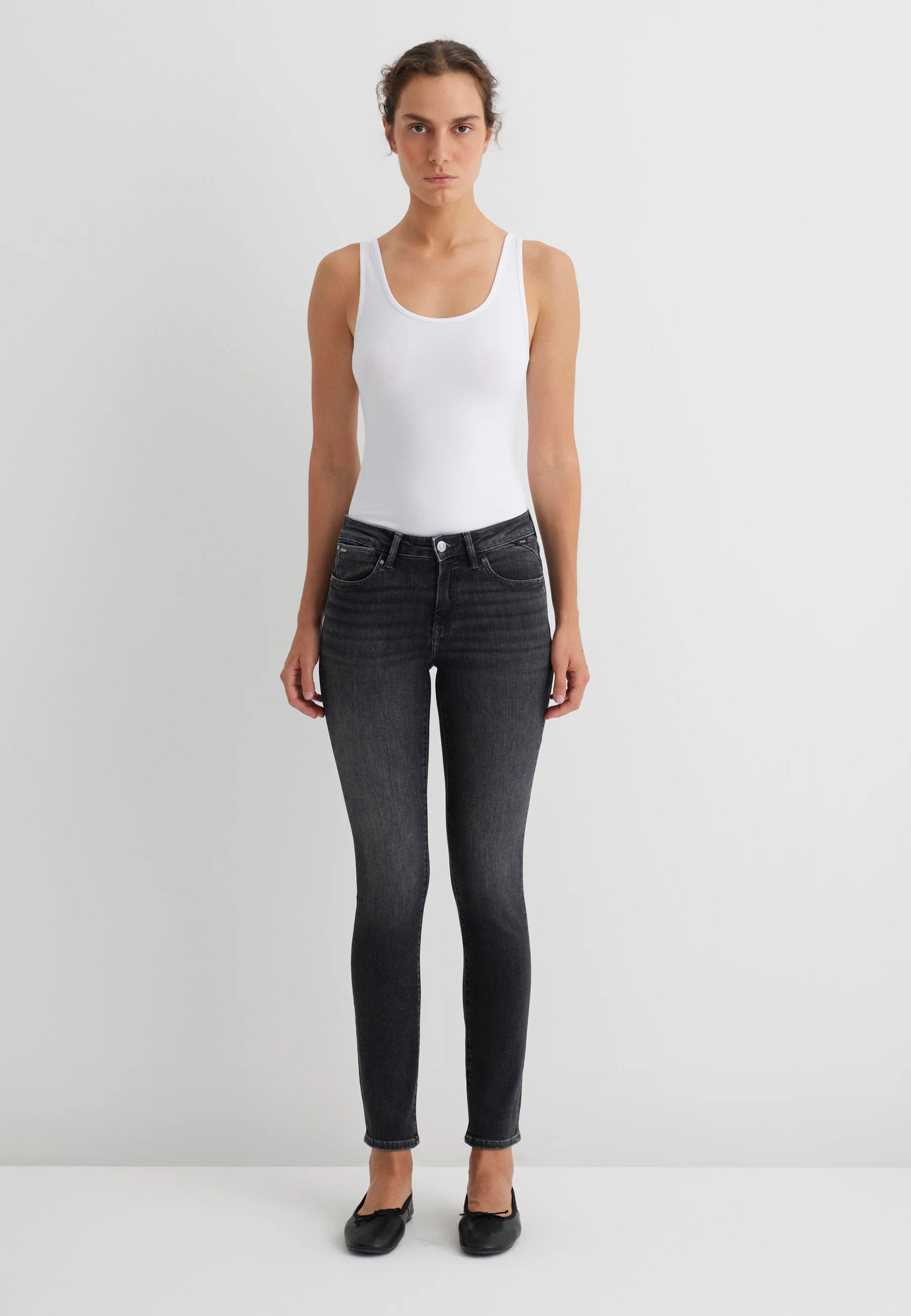 SOPHIE | Mid-Rise, Slim Skinny - Image 4